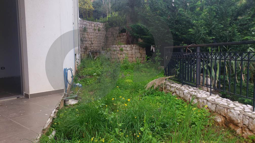 285 sqm apartment FOR SALE in Awkar — الصورة 2