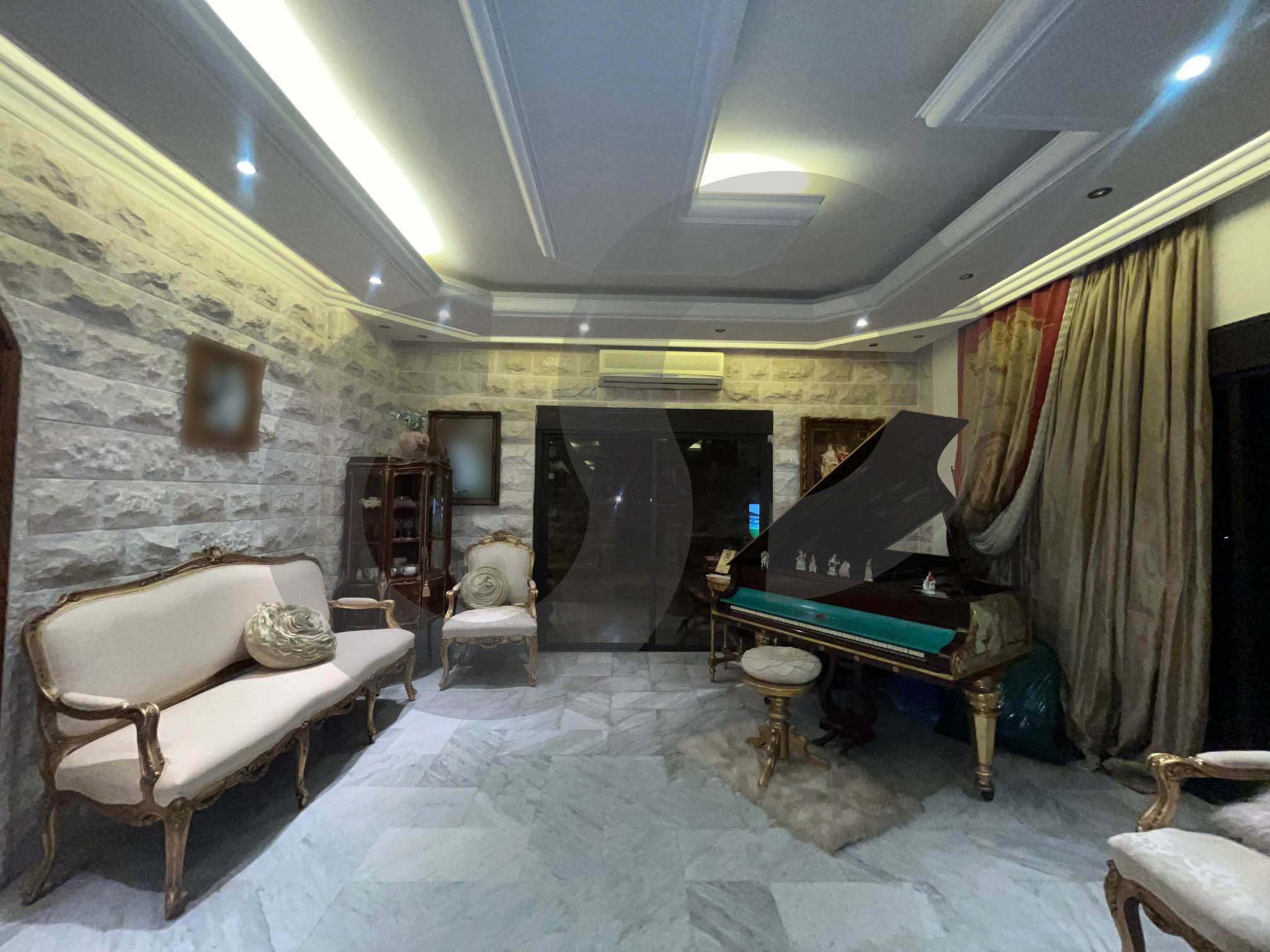 300 sqm Duplex in MAR ROUKOZ — الصورة 3