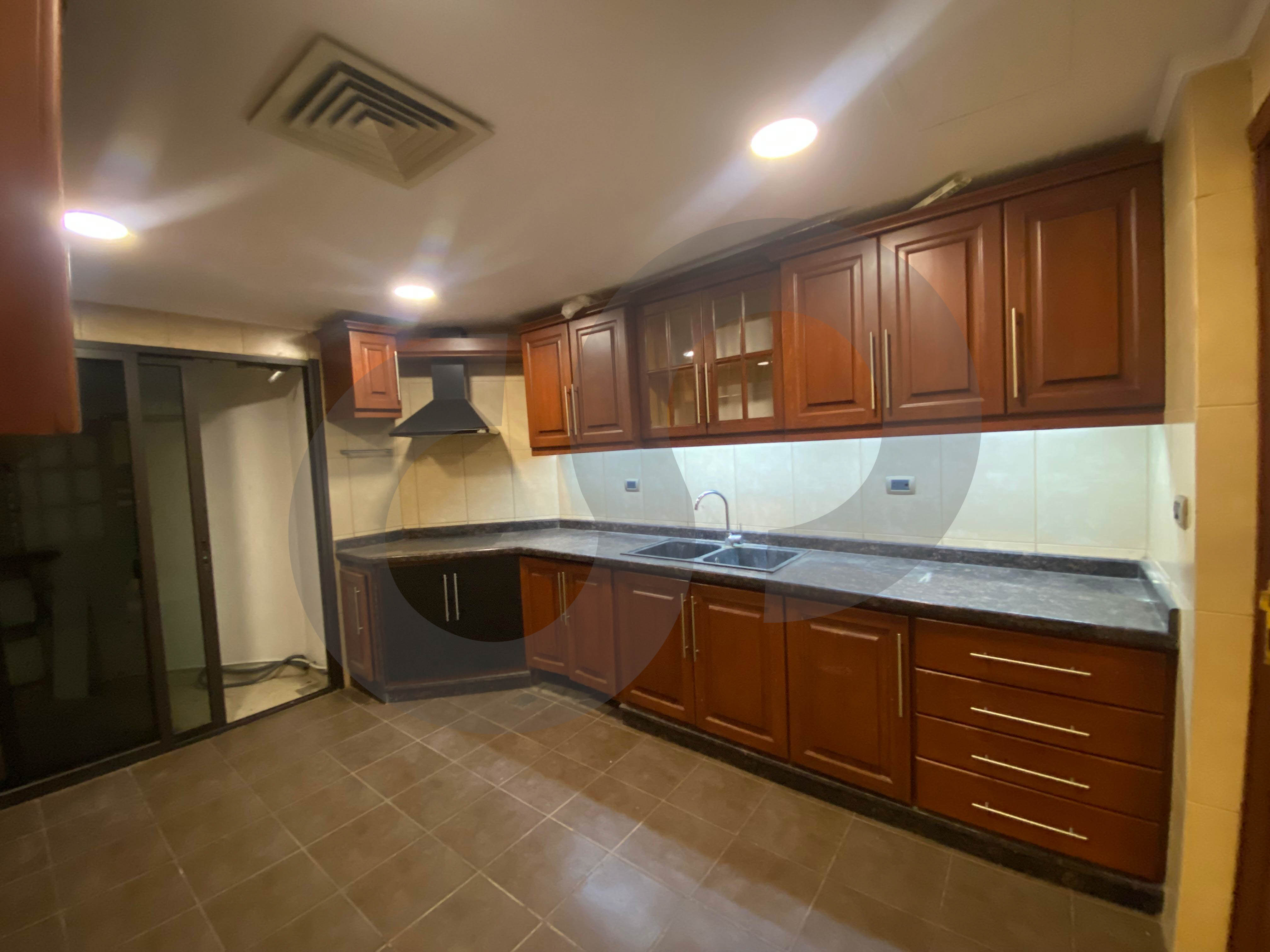 Great deal, prime location, beirut, bir hassan — الصورة 2