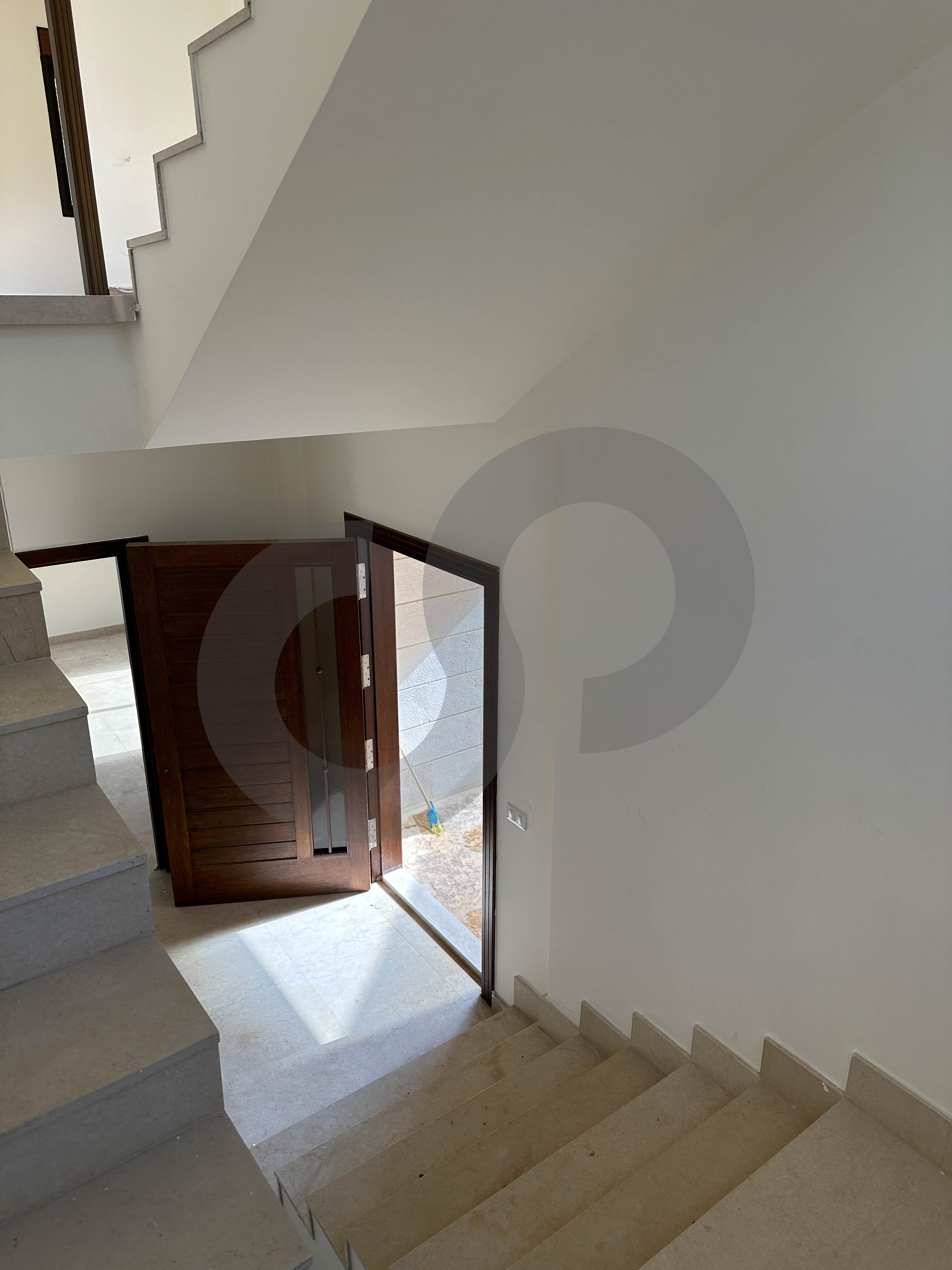 prime location, swimming pool, saida,Majdlyun — الصورة 2