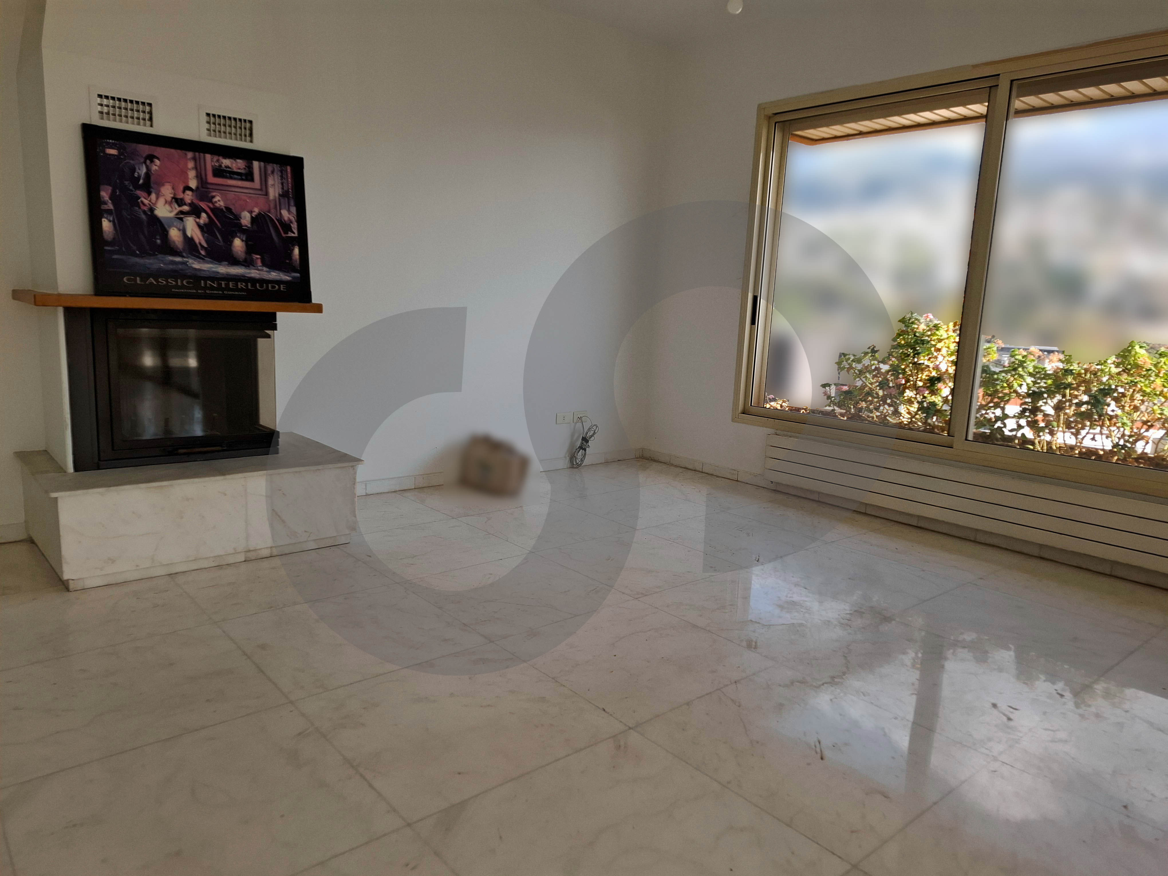 huge 335 sqm apartment in adma for rent for 1,450$! — الصورة 2