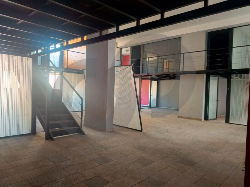 Office for Rent –250 SQM (Additional Floor Added)Achrafie — الصورة 2