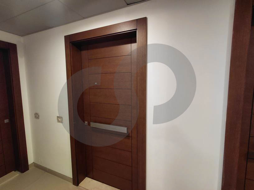 Office in the prestigious Forty Four Tower, dekwaneh — الصورة 3