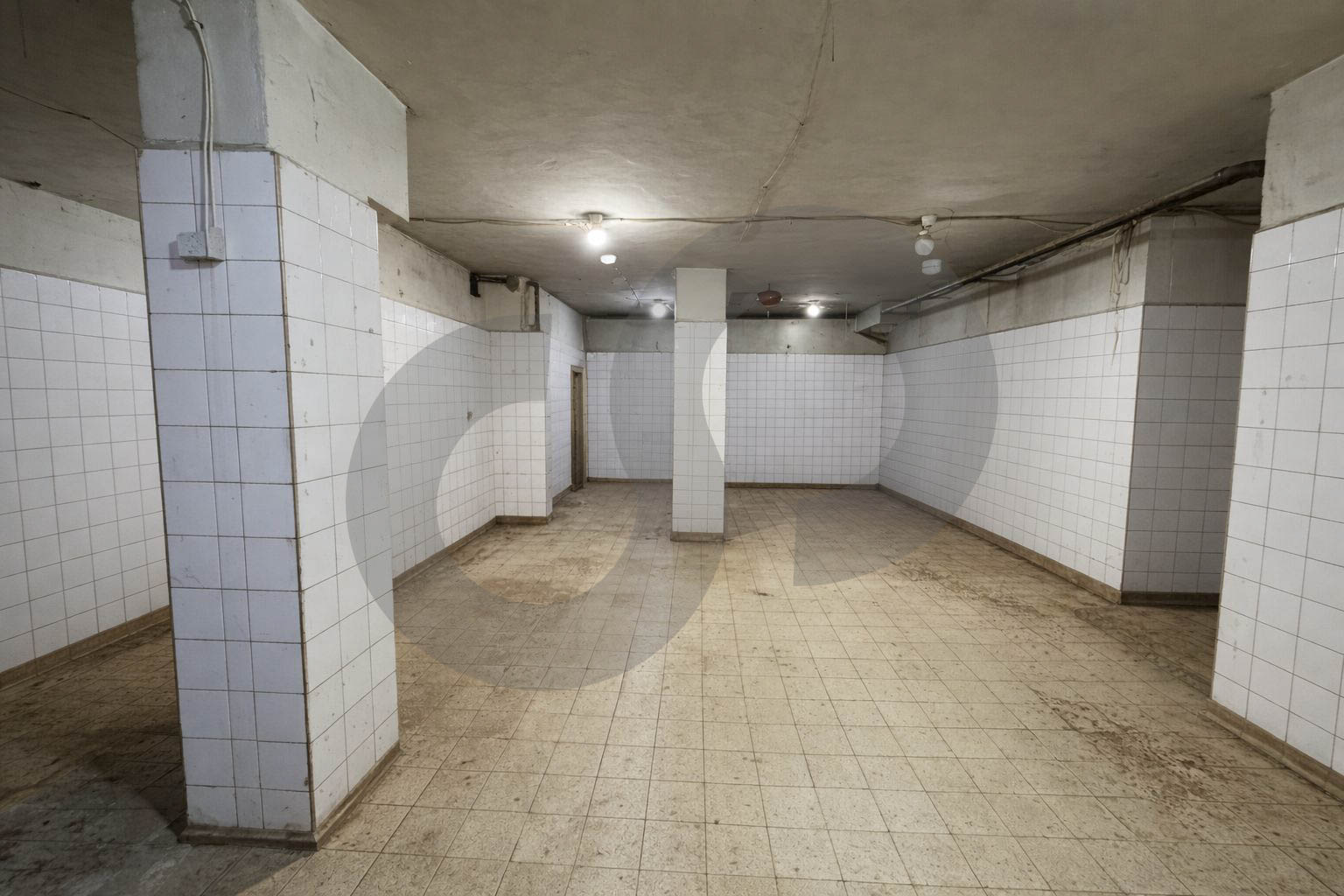 prime location, shop, Al Zarif, Beirut for sale — الصورة 2