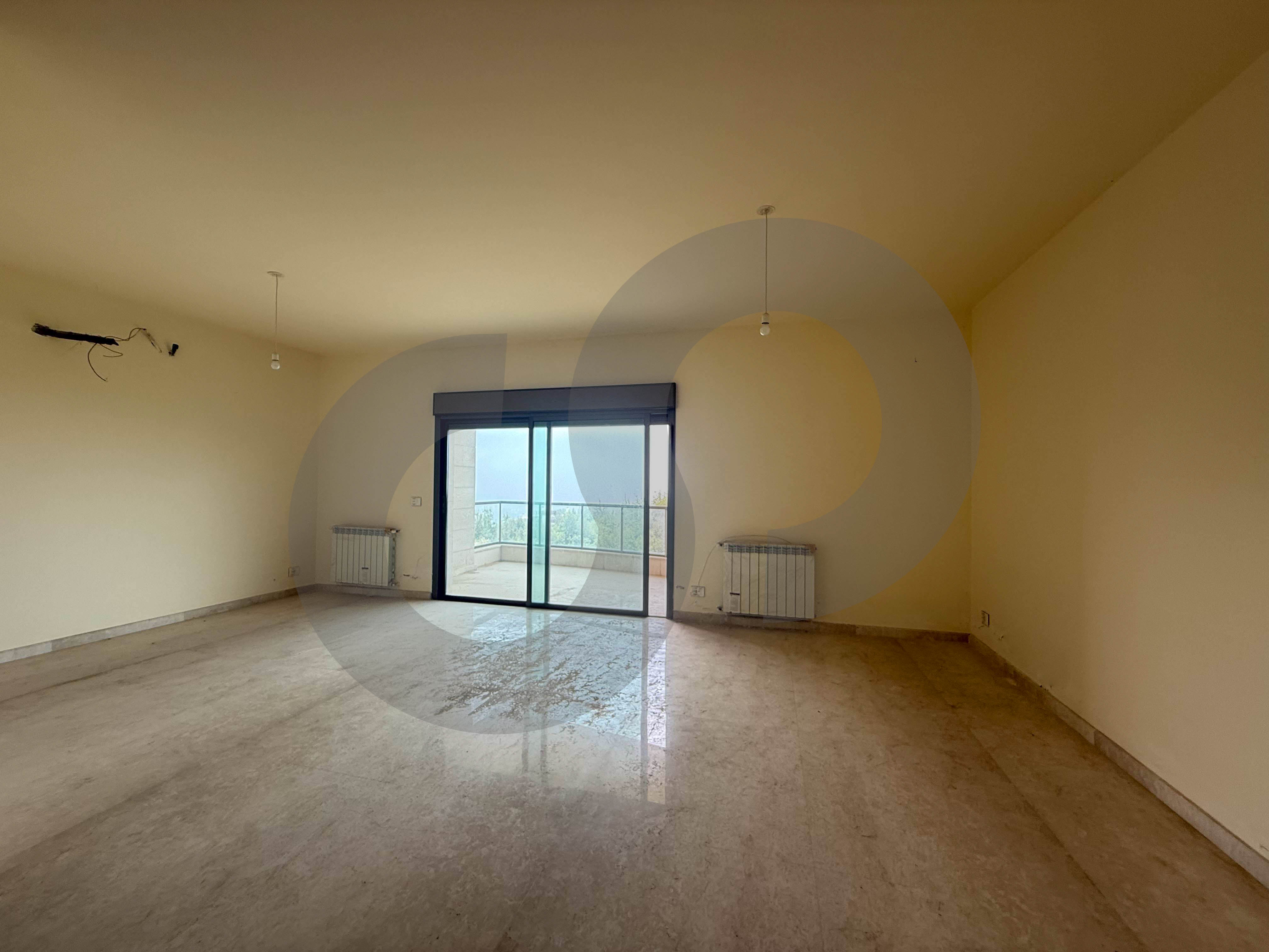 covered parking, garden, balcony, Ballouneh — الصورة 2