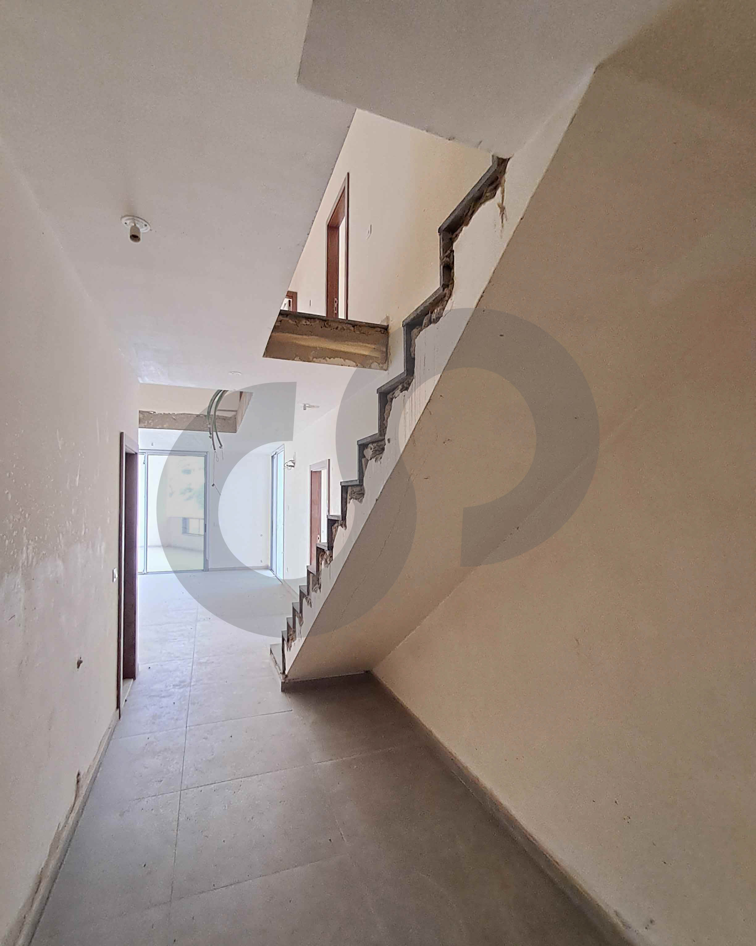 2 Covered Parking, open view, elevator, Hazmiyeh — الصورة 2