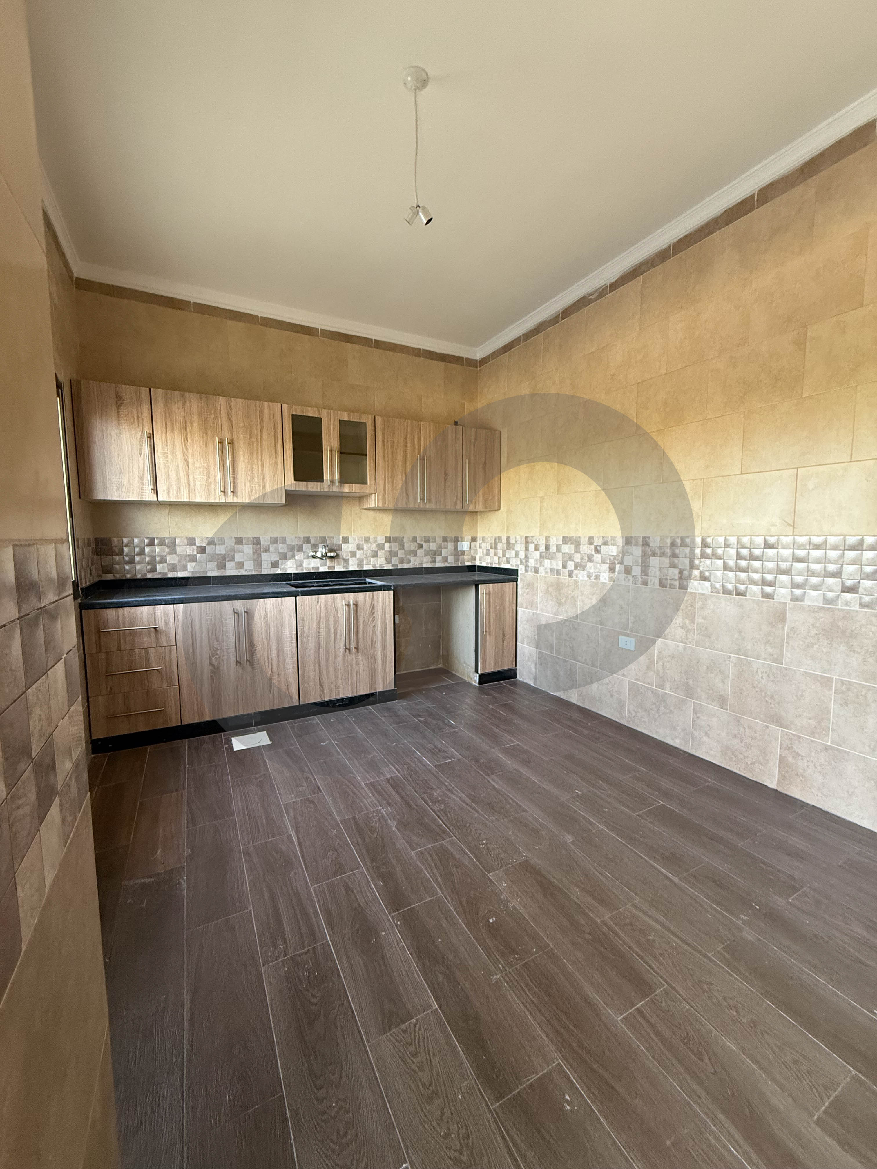 150 sqm/ msayleh — الصورة 2