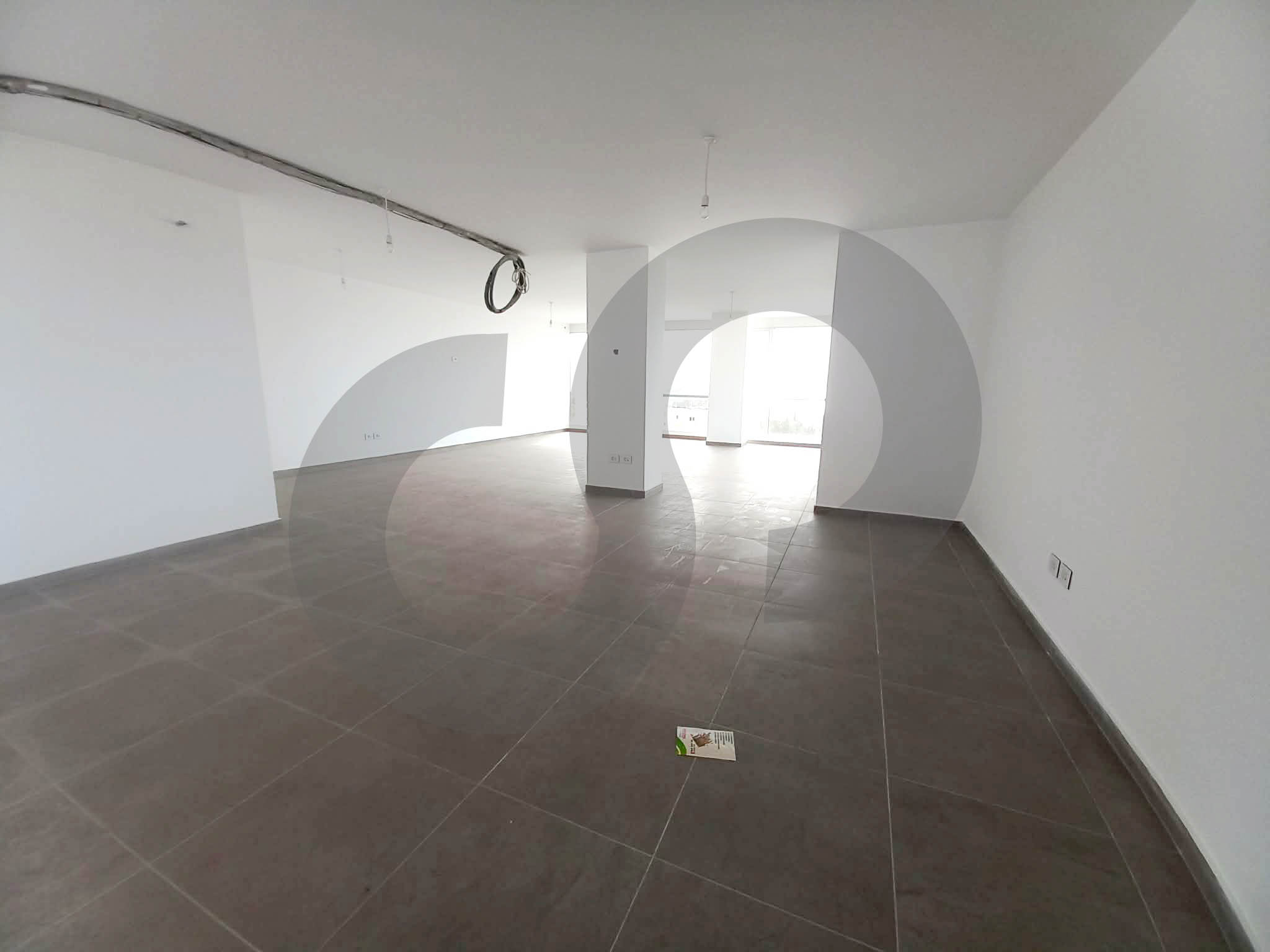 3 underground parking spaces, 24/7 security, jbeil — الصورة 3
