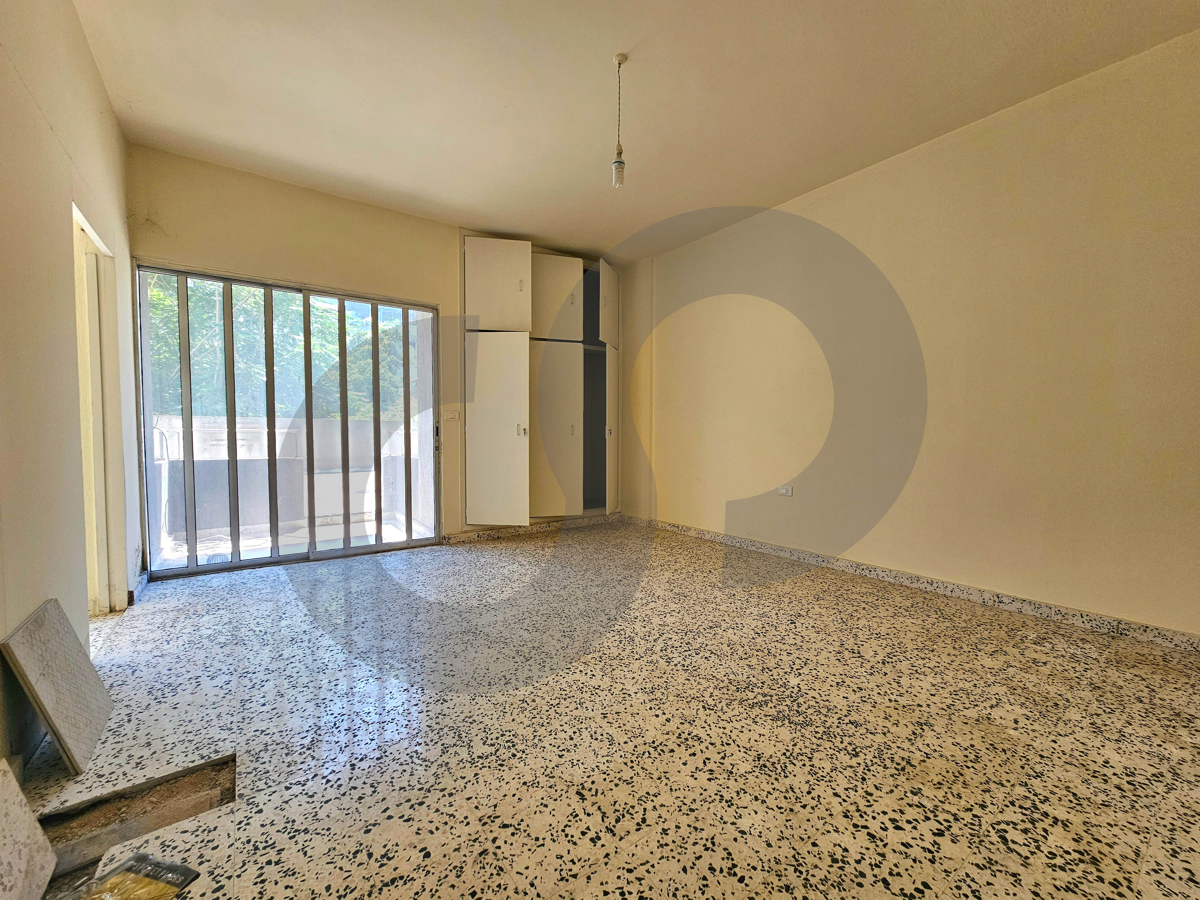 Heating installation, Balcony ,Zouk Mosbeh — الصورة 2