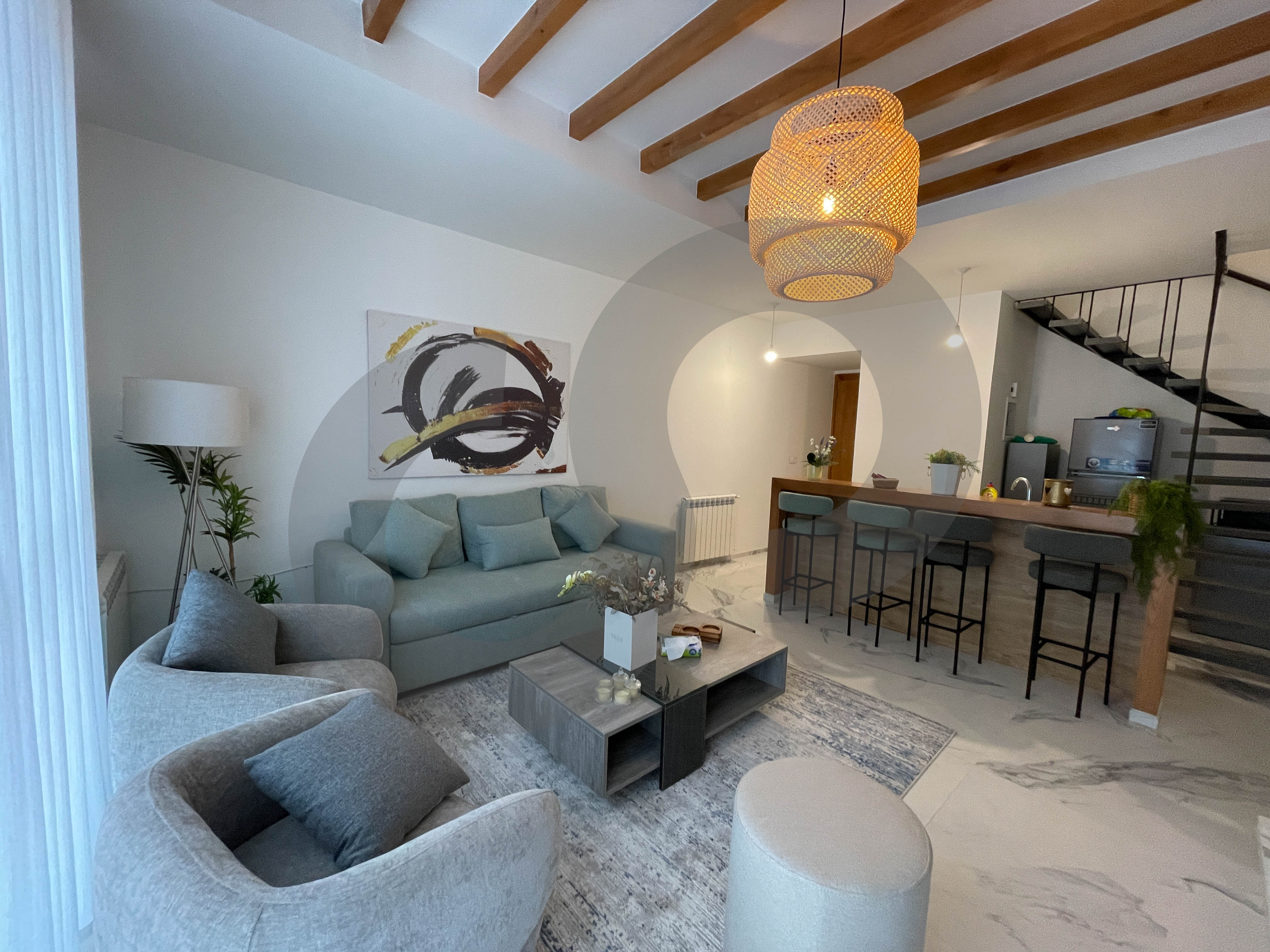 Private terrace ,fully furnished ,Kfardebian — الصورة 2