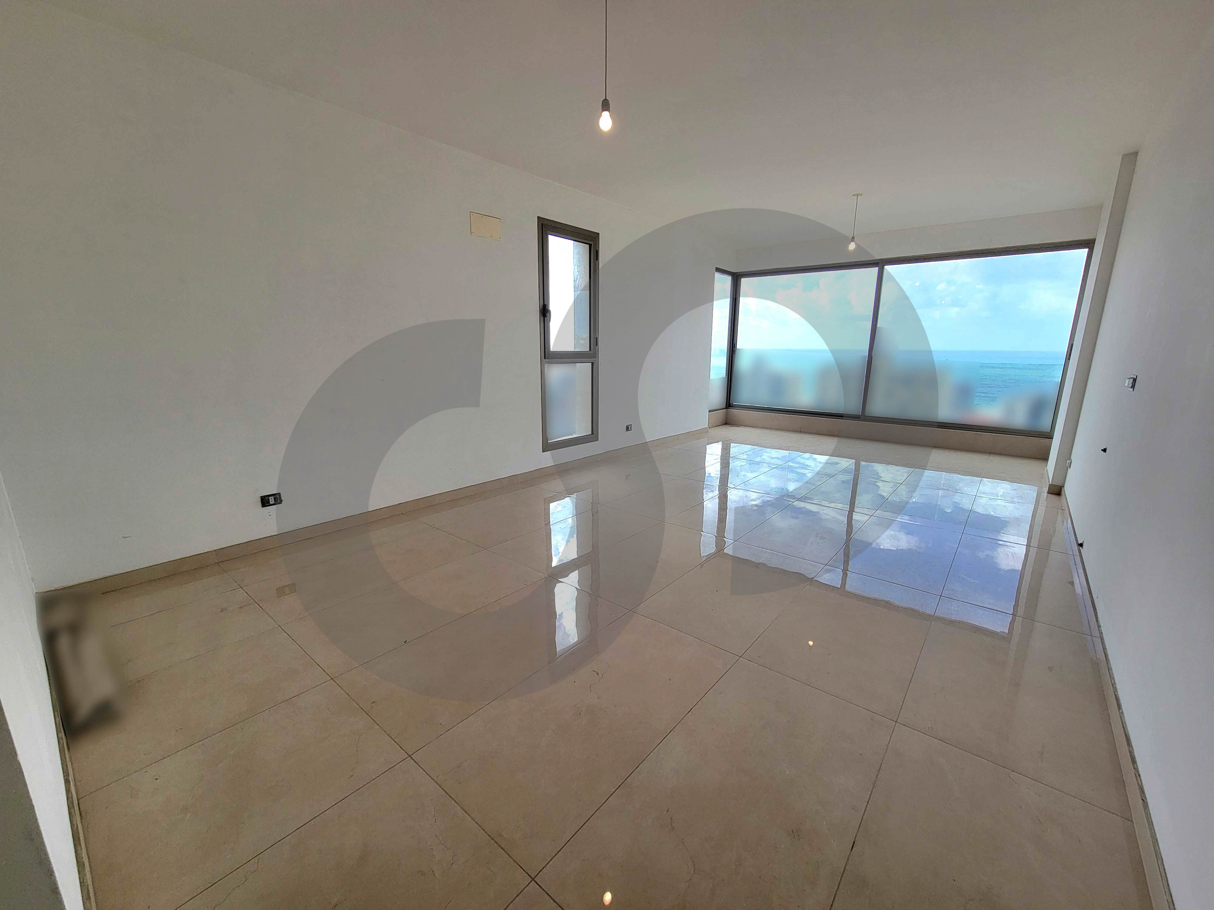 Panoramic sea view, parking, Haret Sakher — الصورة 2