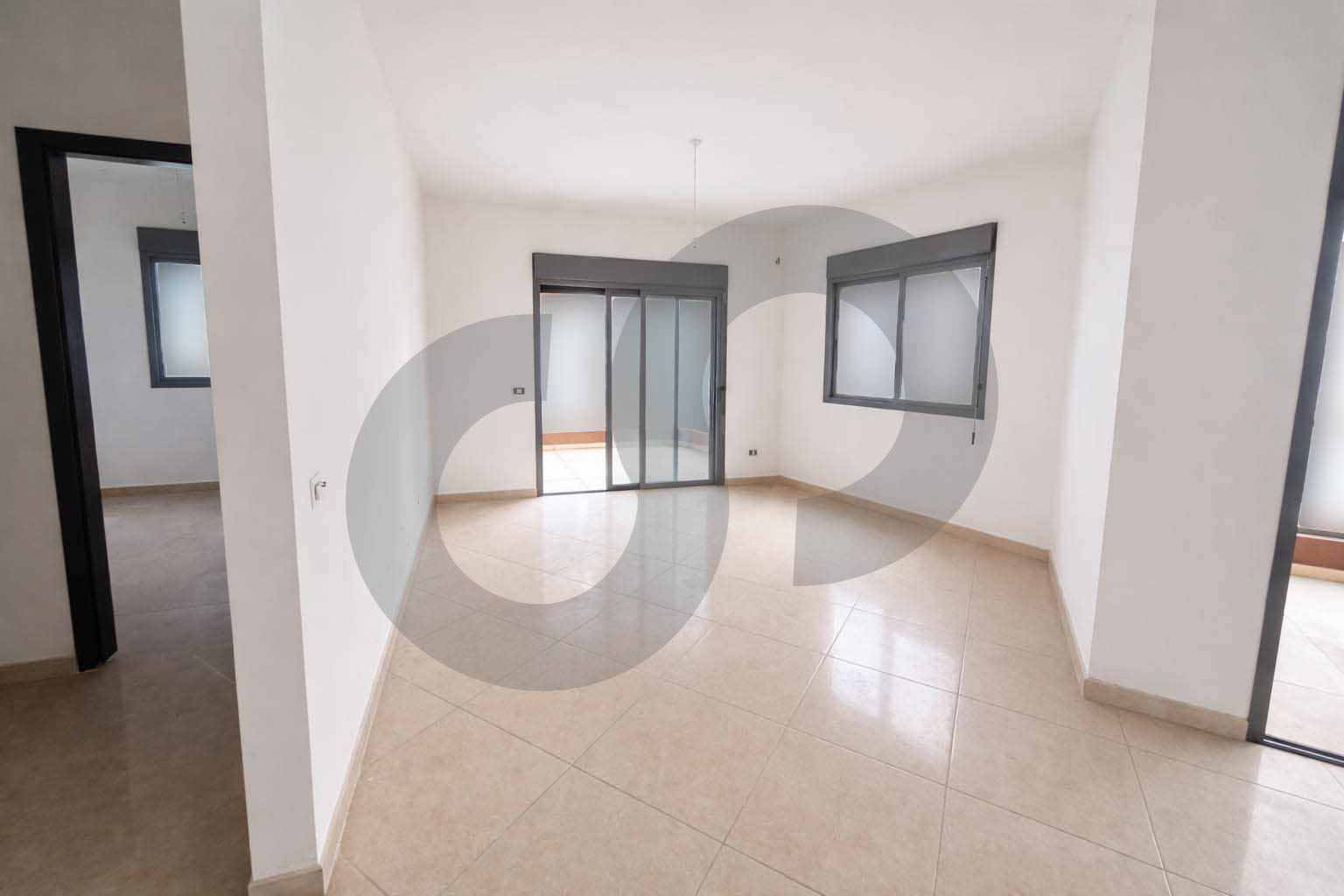 2 Balconies, 2 covered parking, Zouk Mosbeh — الصورة 2