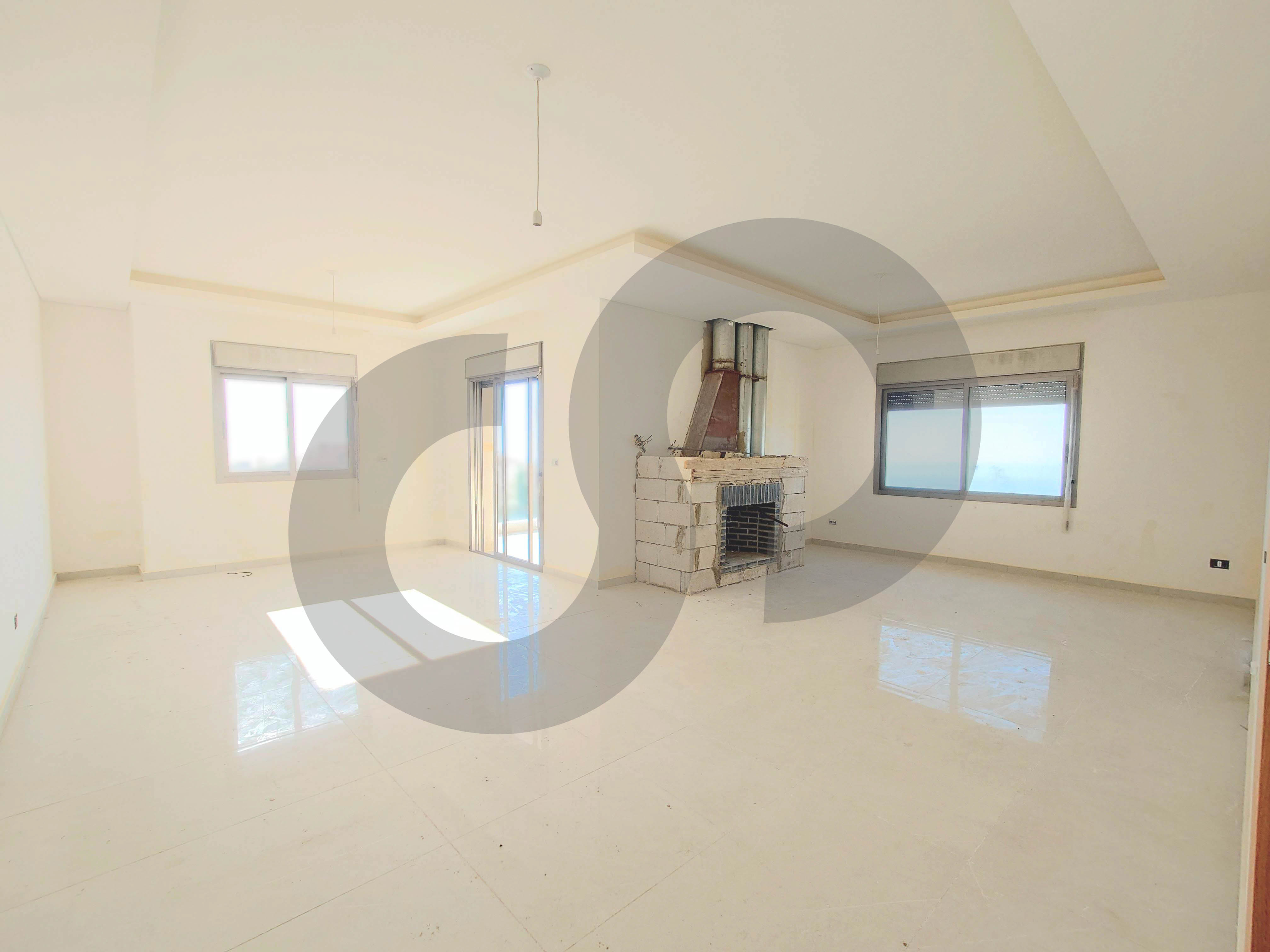Panoramic View, Storage, Central heating, ehden — الصورة 2