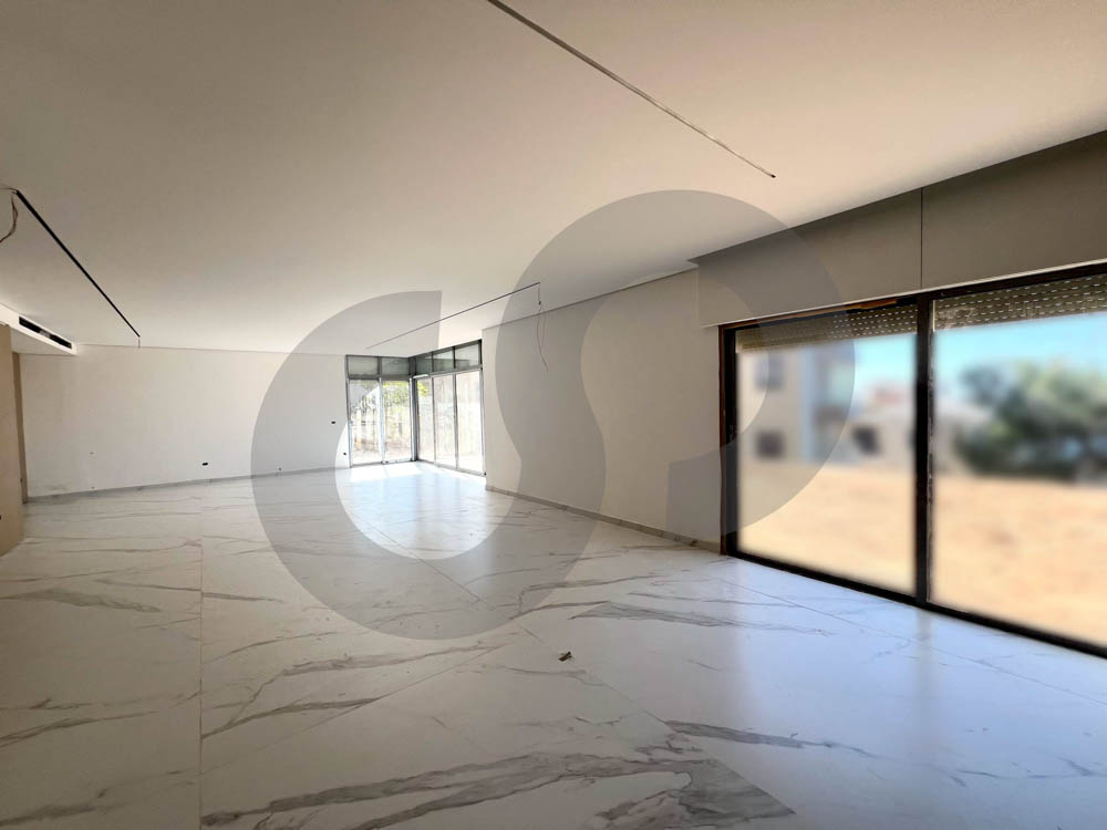 250 SQM Terrace , Fully renovated , Rabweh — الصورة 2