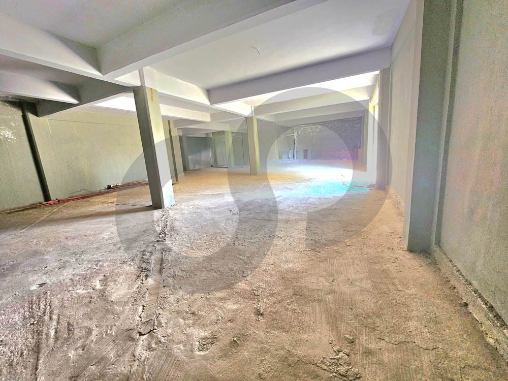 Two floor building , Mezzanine , Chekka — الصورة 2
