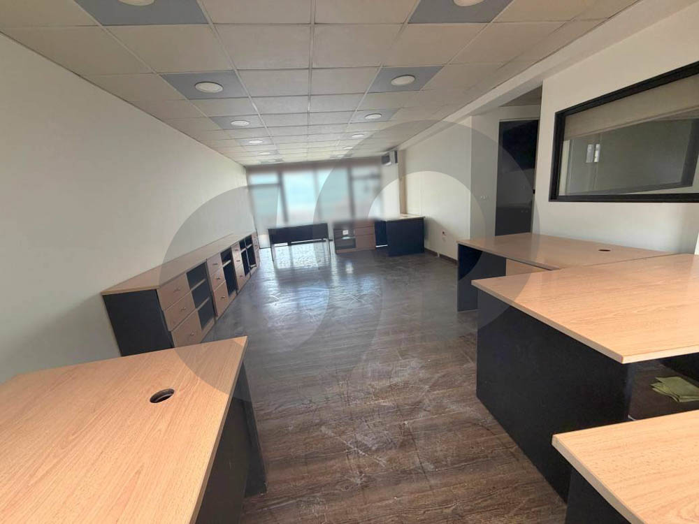 Office for rent directly on the highway in Jounieh — الصورة 2
