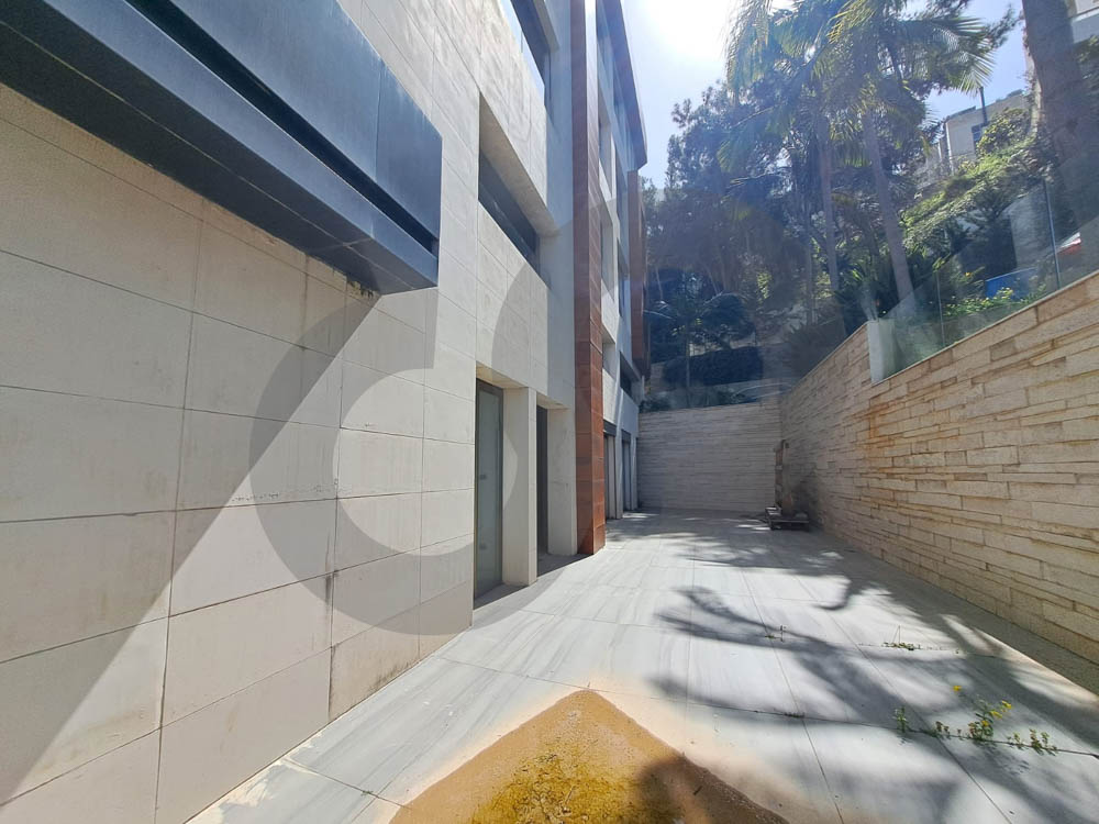 Panoramic View, 40 m Terrace, 40 m Garden ,Mtayleb — الصورة 2
