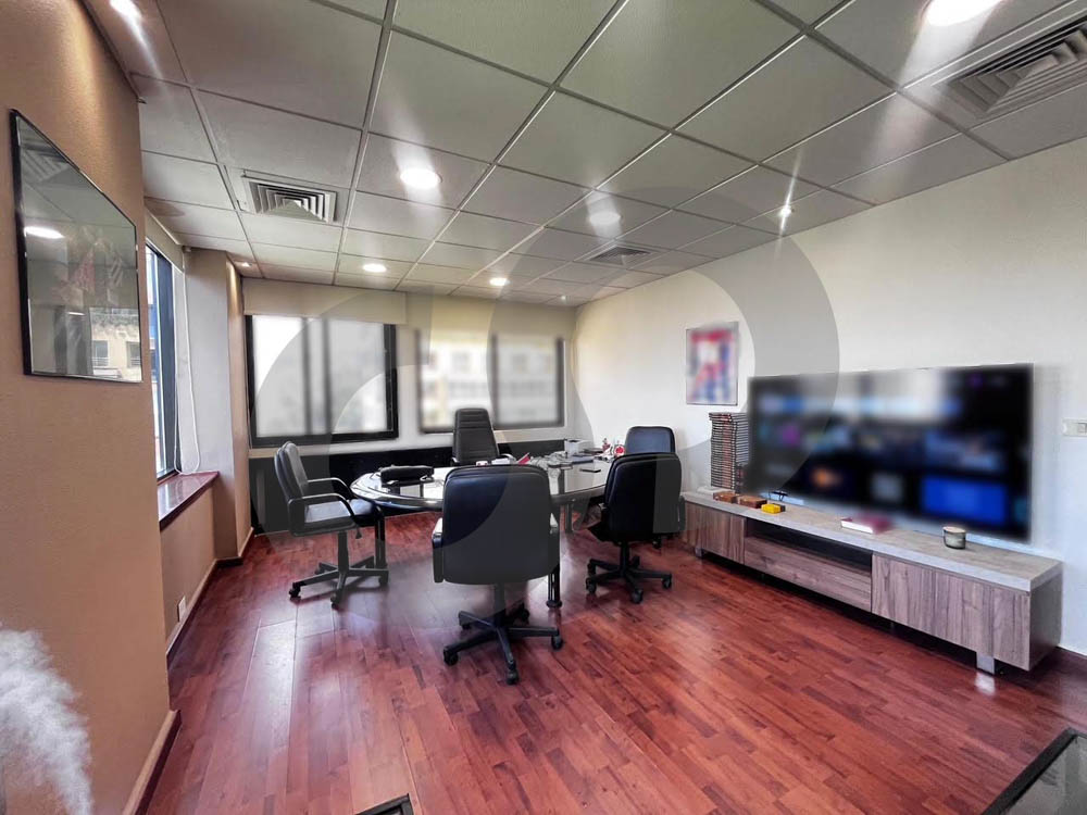 Office For Sale , Prime location , HORSH TABET — الصورة 2