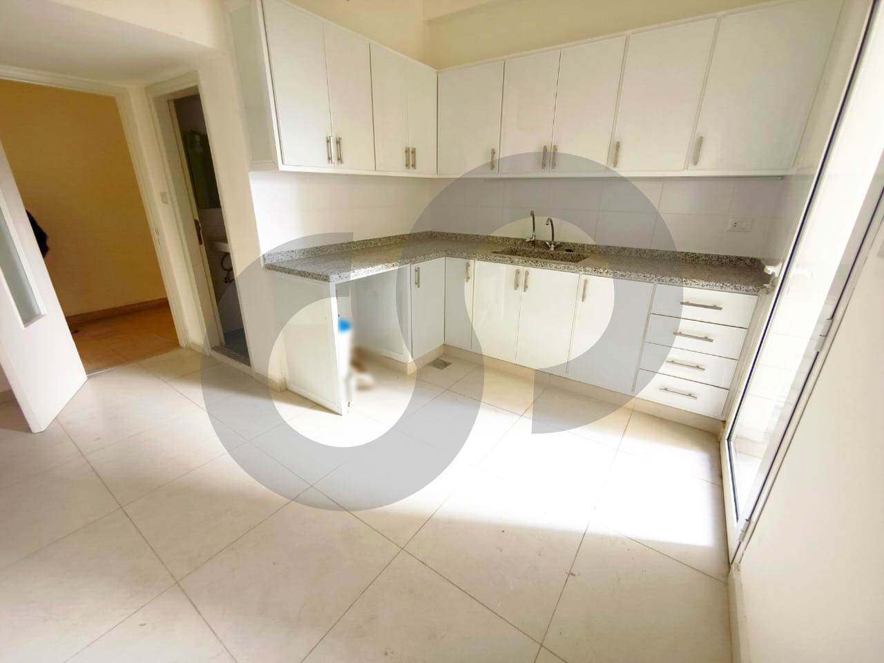 Newly Renovated, 4 balconies, Ain El Remmaneh — الصورة 3