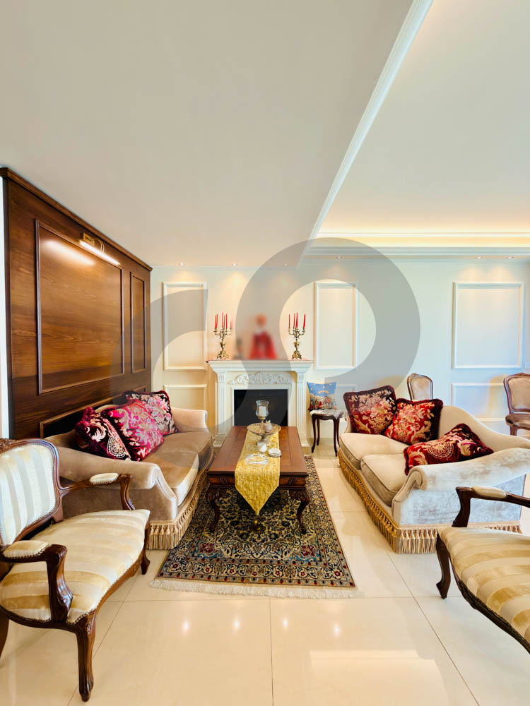 Balcony , Chimney, Prime location ,Haret Sakher — الصورة 2