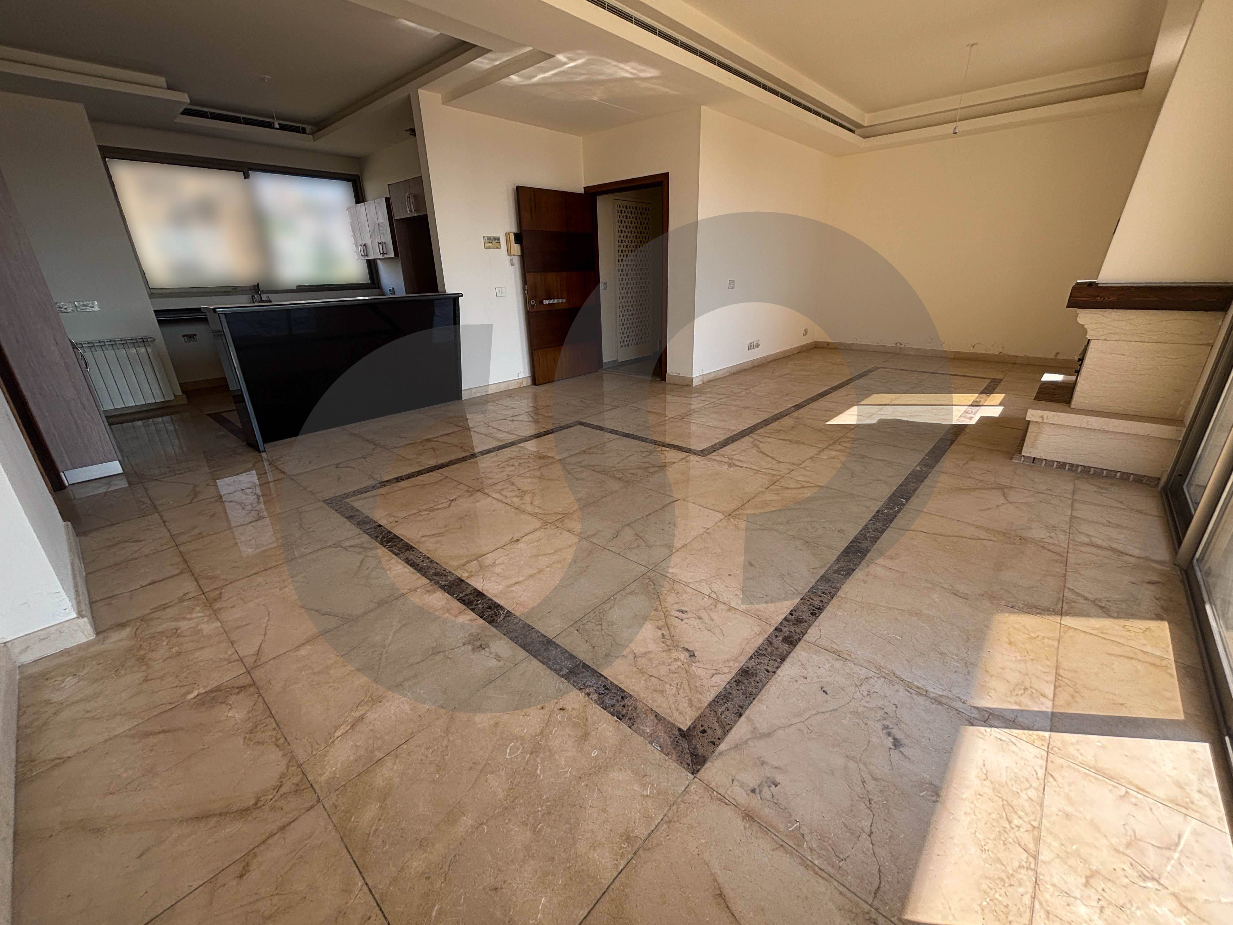 2 balconies, two parking, maid's room, Dbaye — الصورة 2