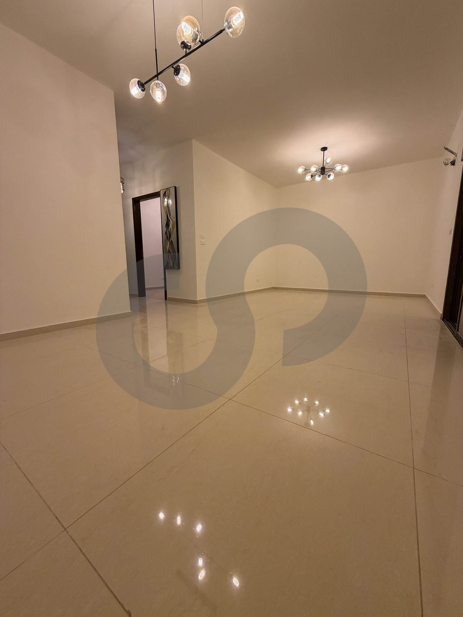 covered parking, 3 balconies, sea view, Dbaye — الصورة 2