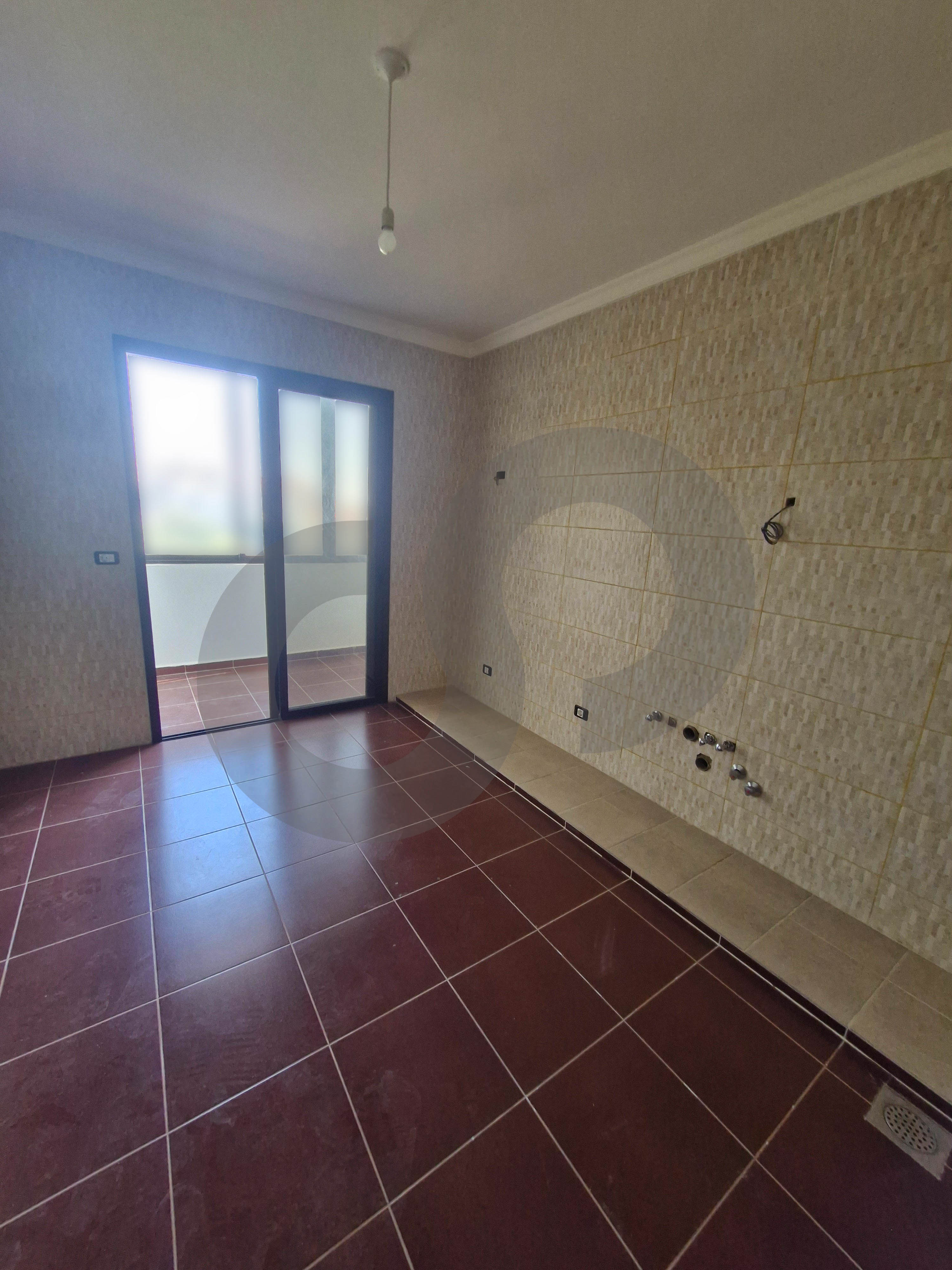 Terrace, Mountain View, Parking, great deal, Jbeil — الصورة 2