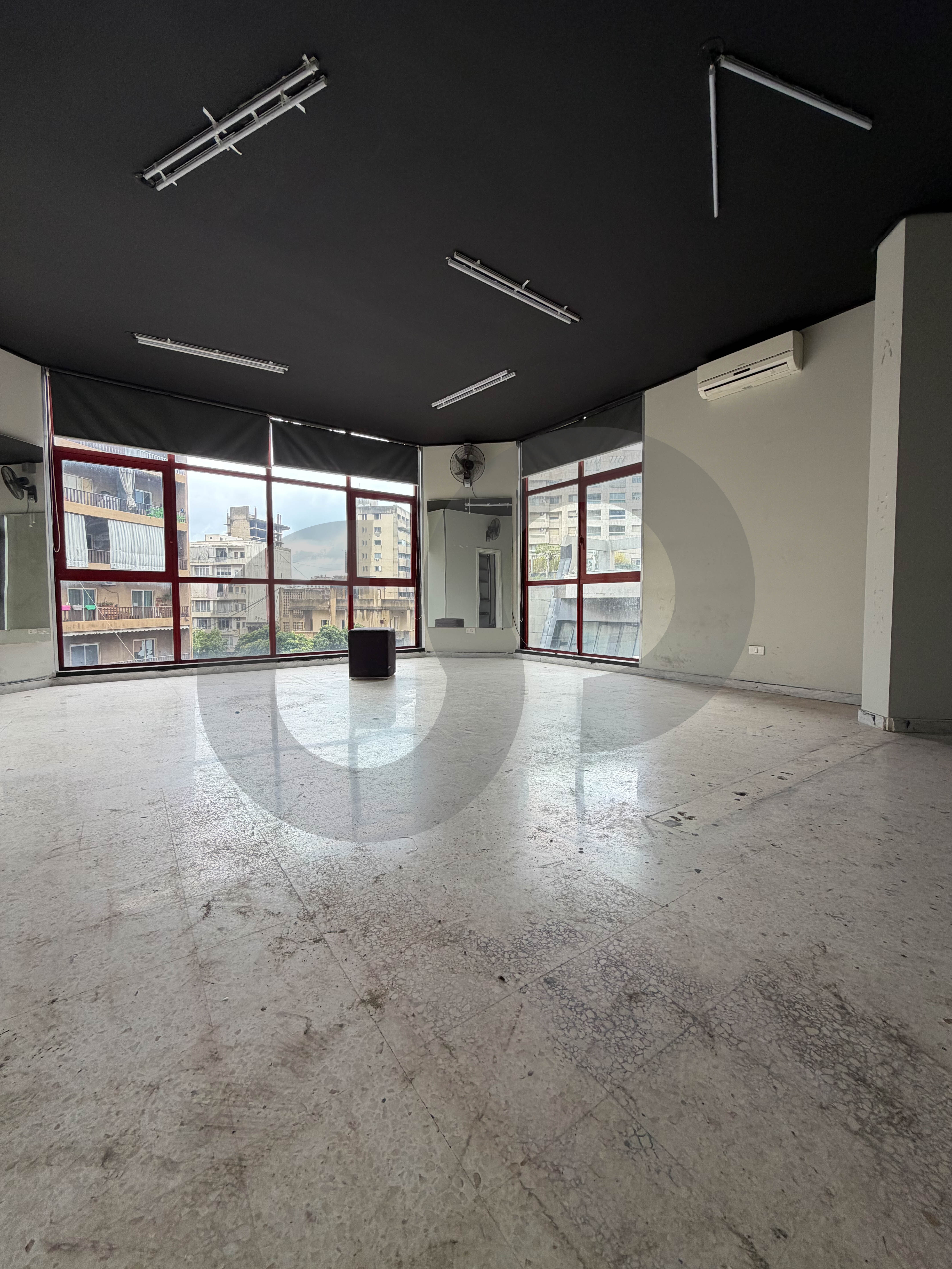 Prime location, active area,Easy access, Zalka, Metn — الصورة 2