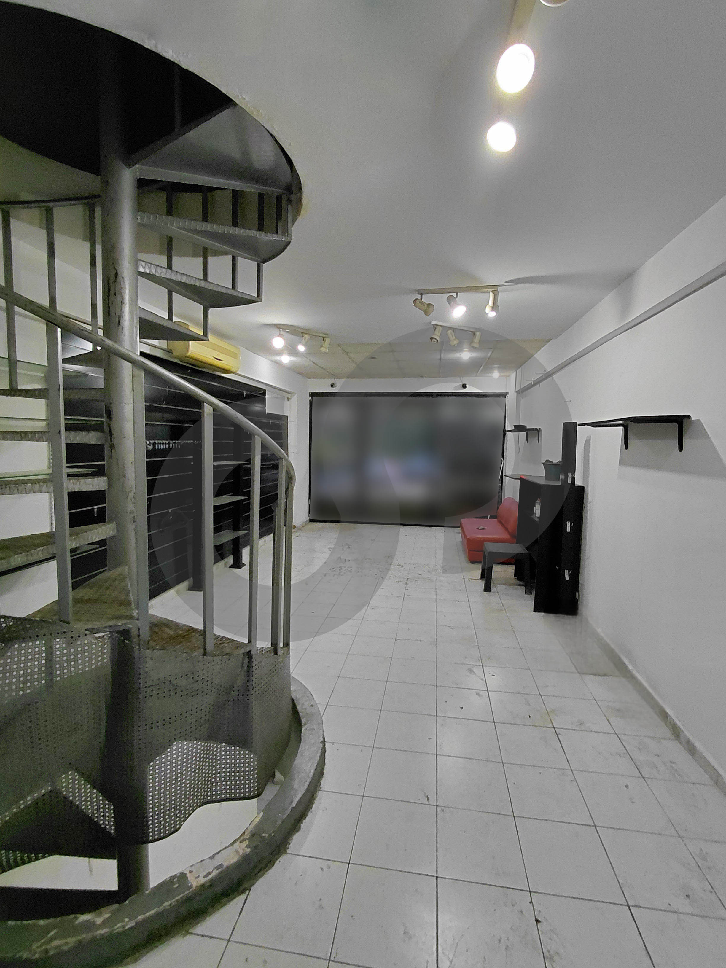 Prime commercial area, Near highway ,Baouchriye, Metn — photo 2