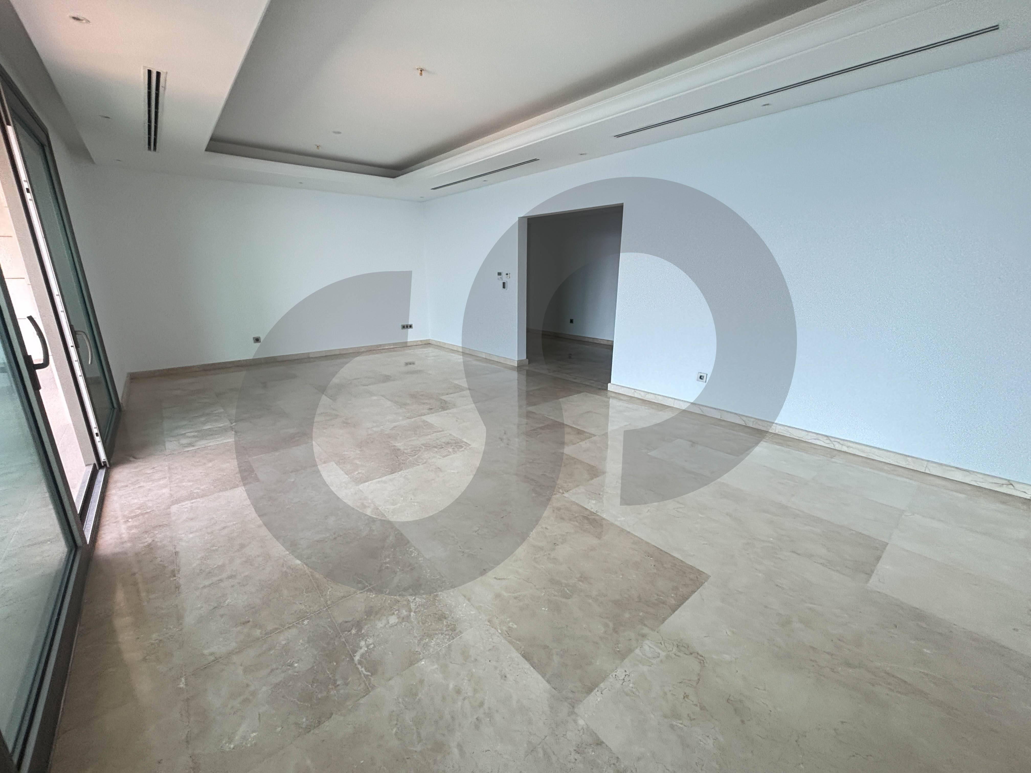 Prime area, sea view, Downtown, Beirut waterfront — photo 2