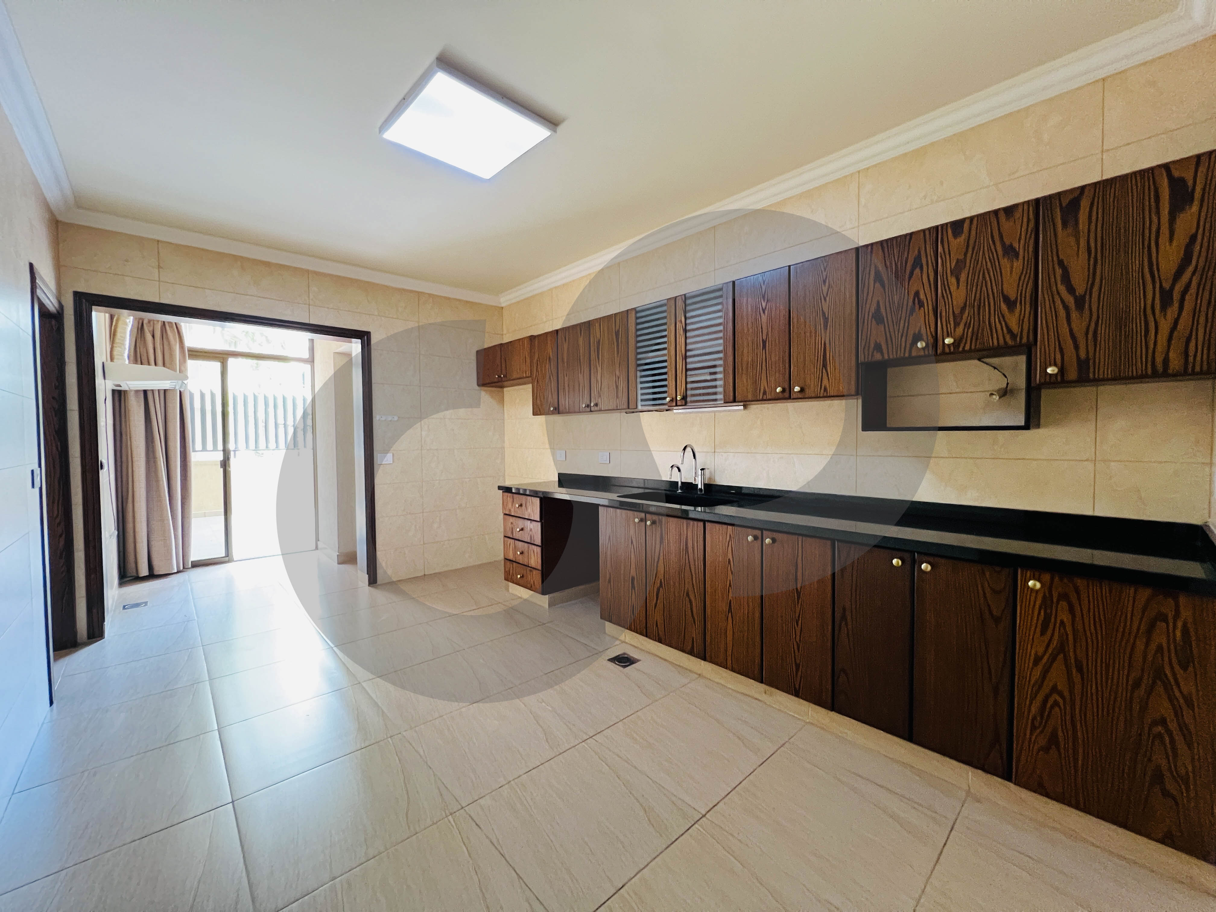 peaceful area, luxurious, terrace, keserouan, ghadir — الصورة 2