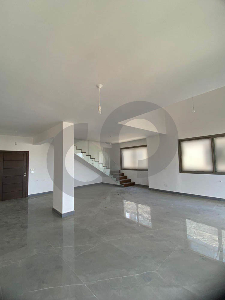 Prime location,Very well finished,Baabda-Jamhour — الصورة 2