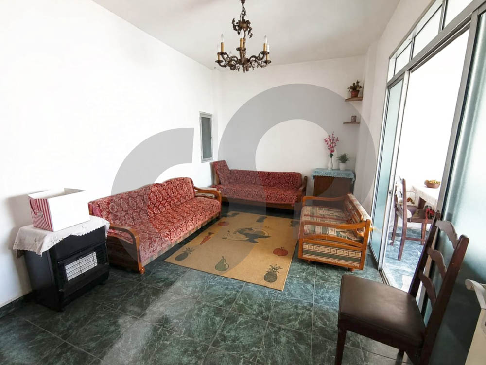 Catchy Deal spacious 140 sqm apartment in Ain El Remmaneh-Baabda — الصورة 2