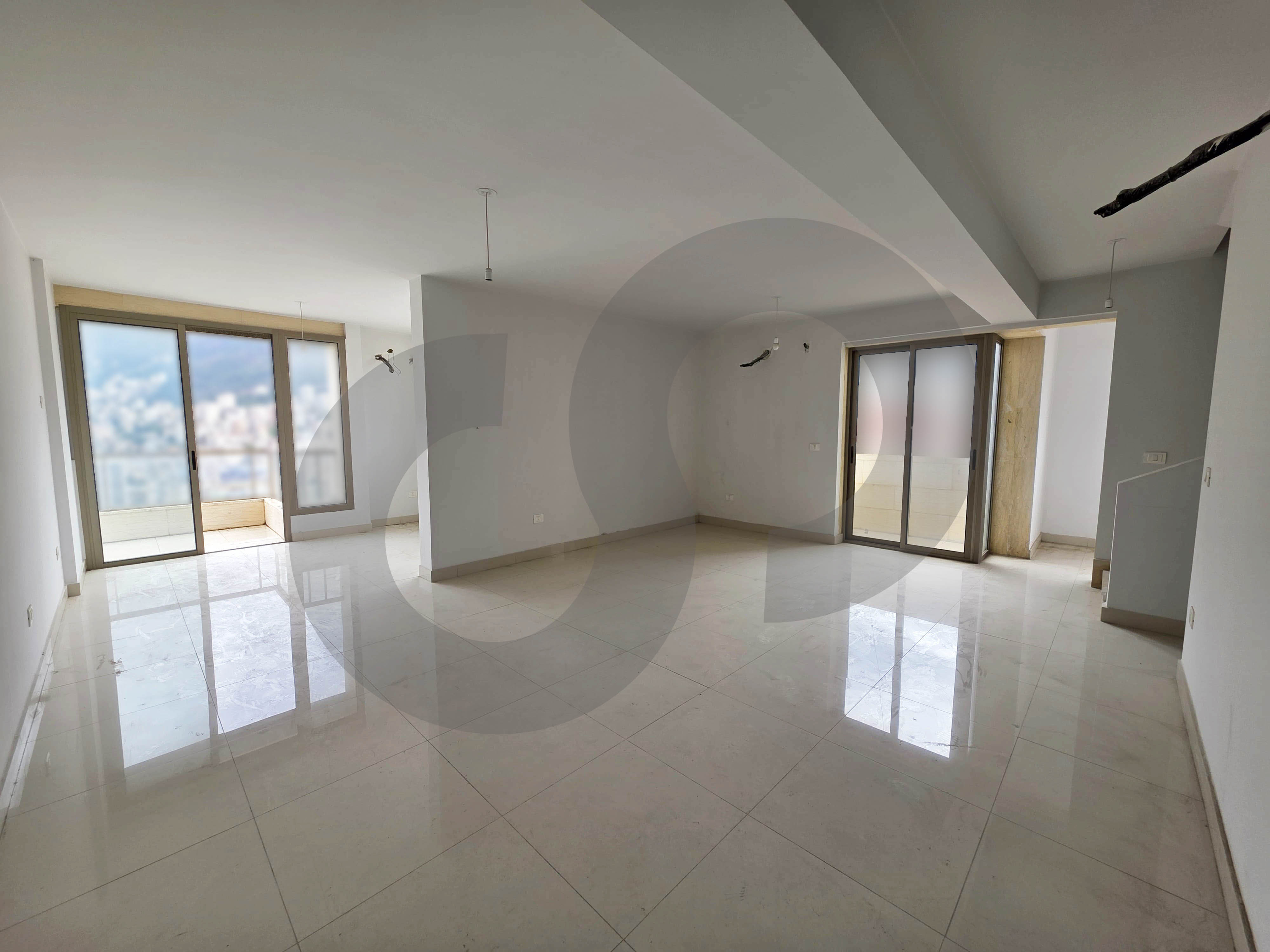 open view, close to the highway, keserouan, sarba — الصورة 2