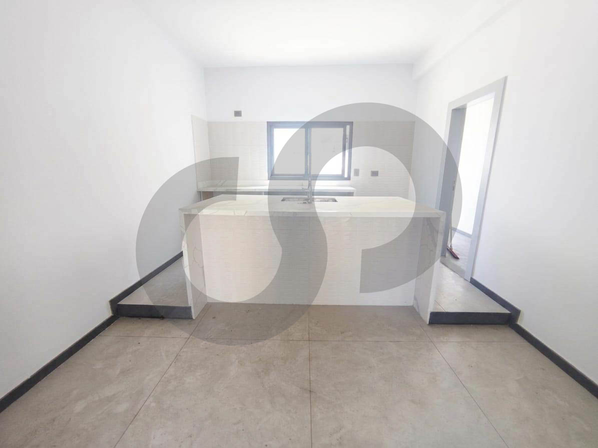 Fully Renovated, Ain El Remmaneh, baabda — الصورة 2