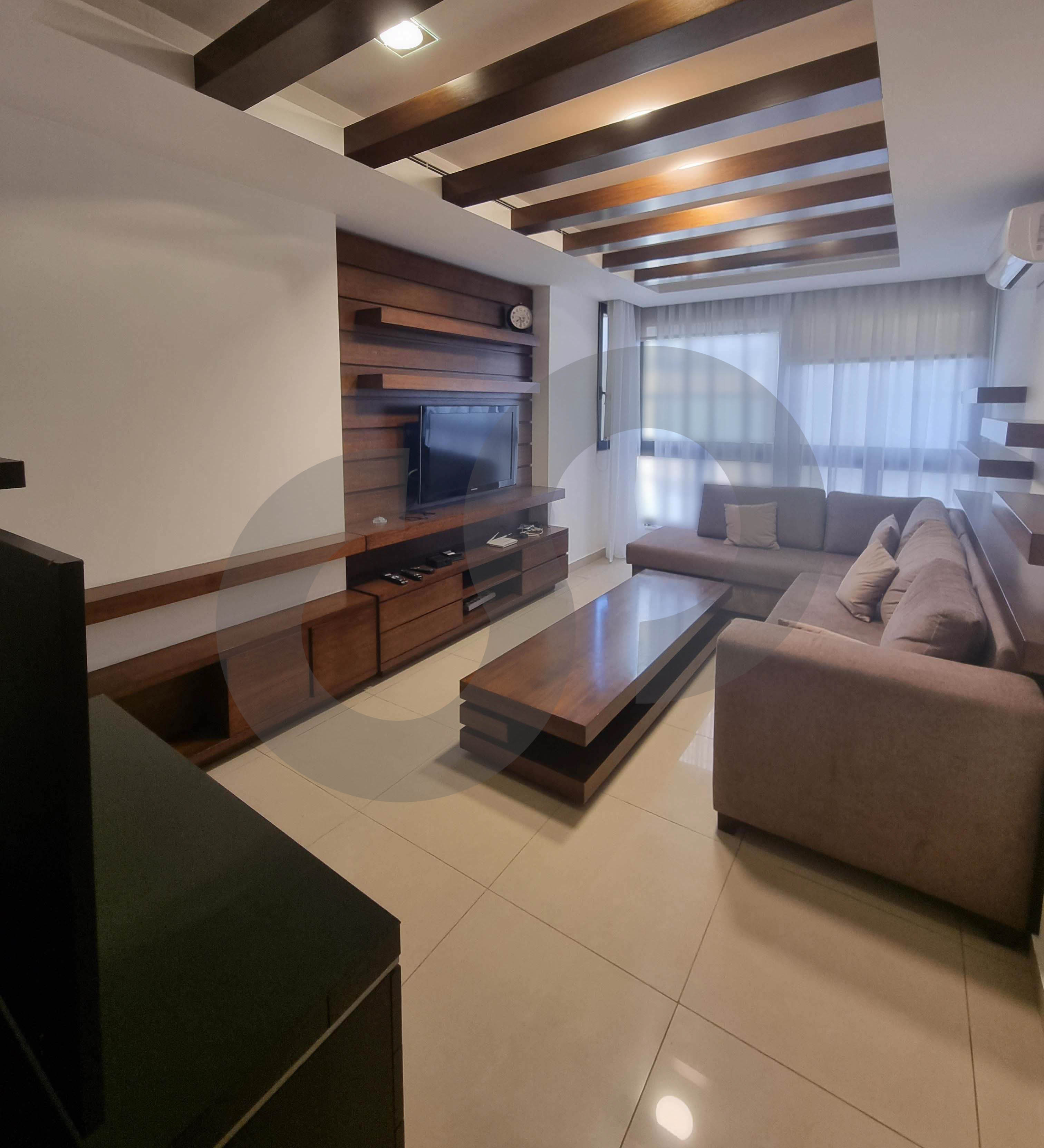 prime location, fully decorated, calm street, beirut, tallet el khayat — الصورة 2