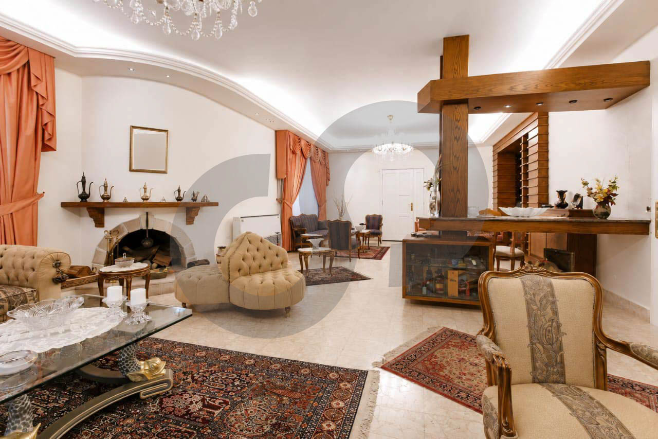 Well-Maintained Villa, Expansive Garden & Greenery, metn, Monteverde — الصورة 2