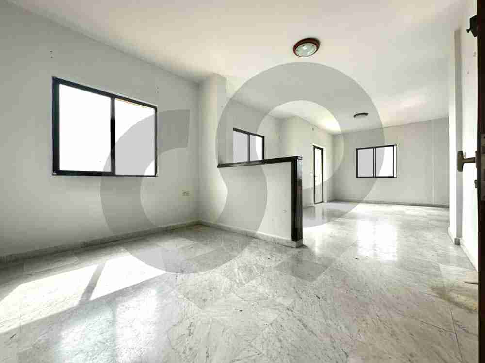 Great deal 210 sqm apartment in Blat — الصورة 2
