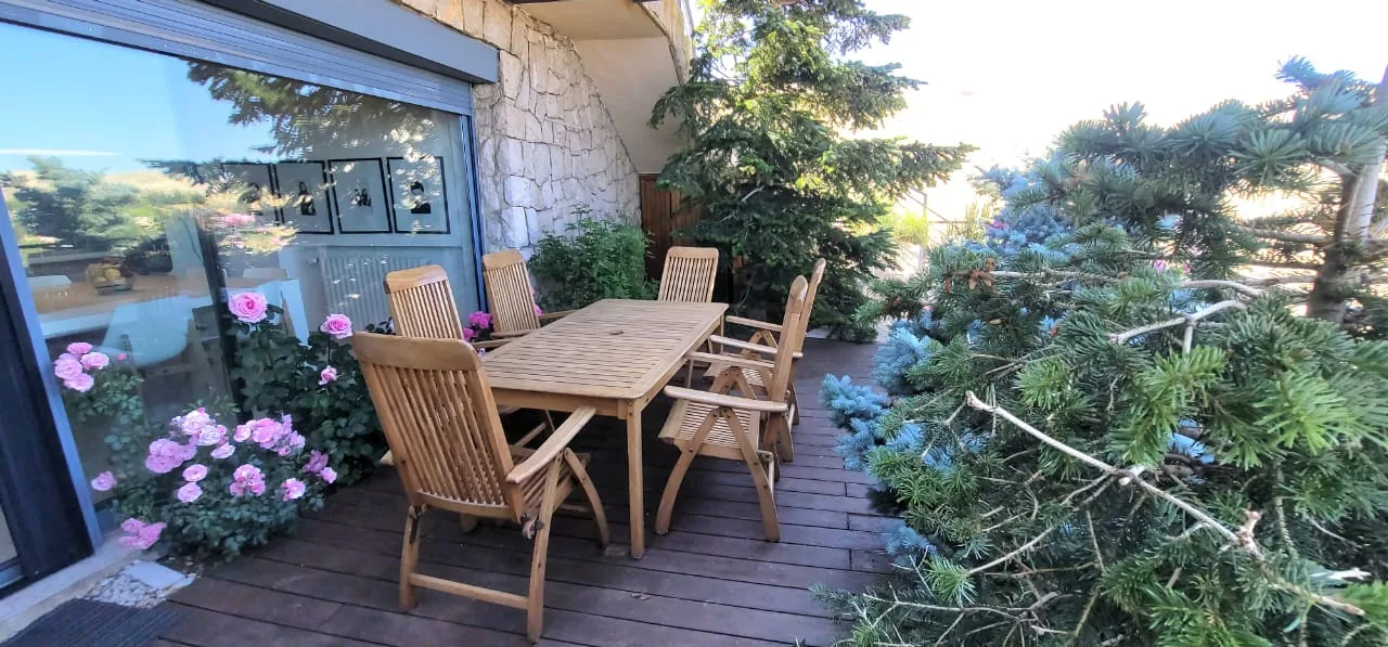 Triplex for Sale in Ouyoun — الصورة 10