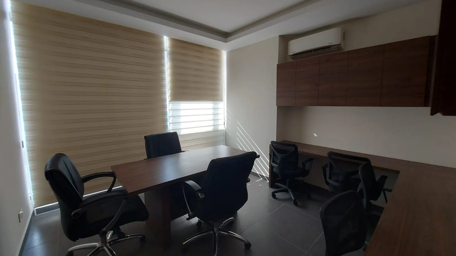 Office for rent in Byblos — photo 2