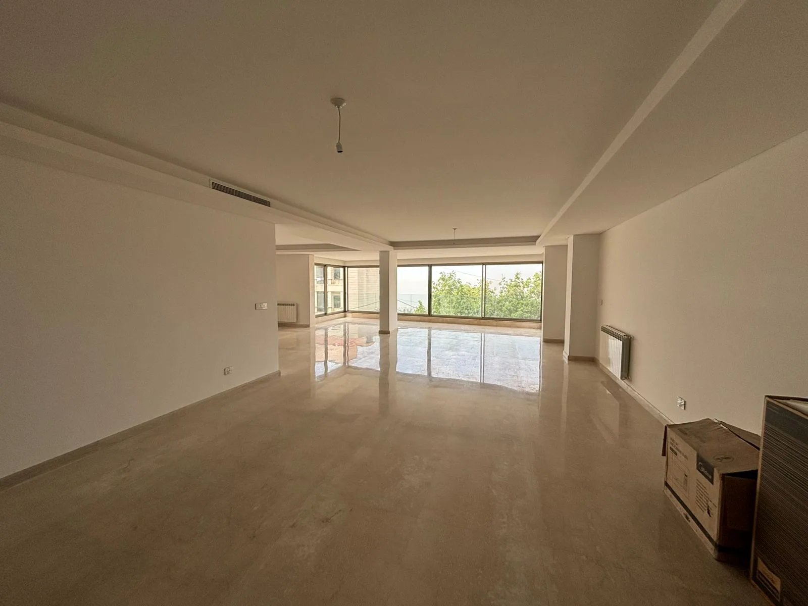 Apartment for Sale in Cornet Chahwan — الصورة 3
