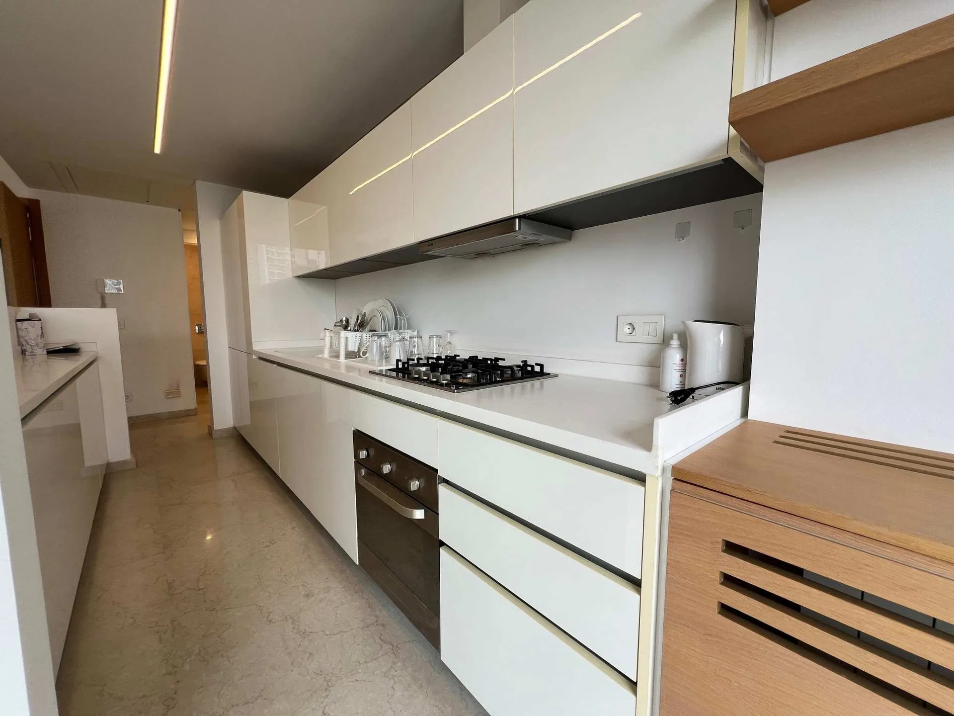 Apartment for Rent in Achrafieh, Beirut, Lebanon — الصورة 4
