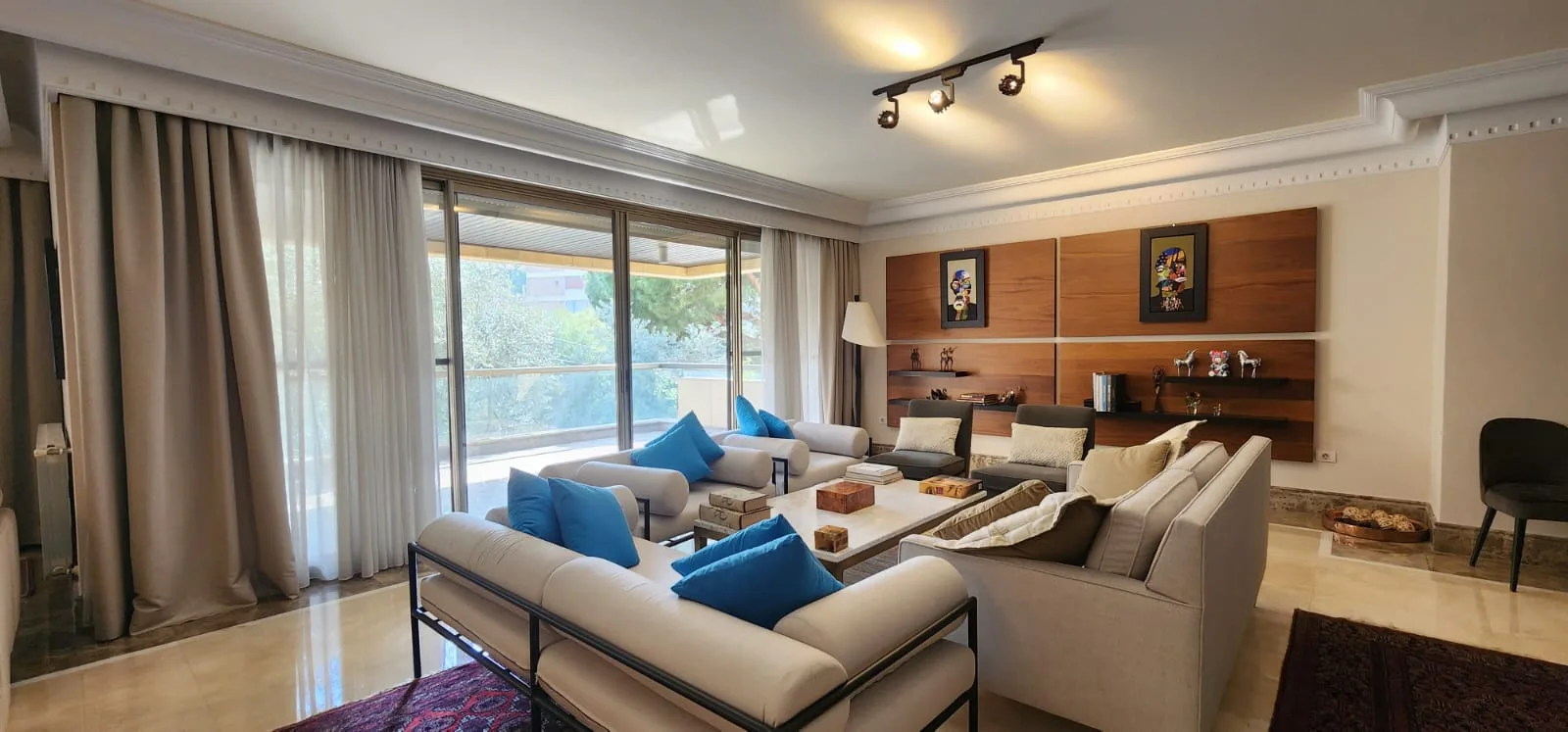 Apartment for Sale in Baabda, Lebanon — الصورة 2