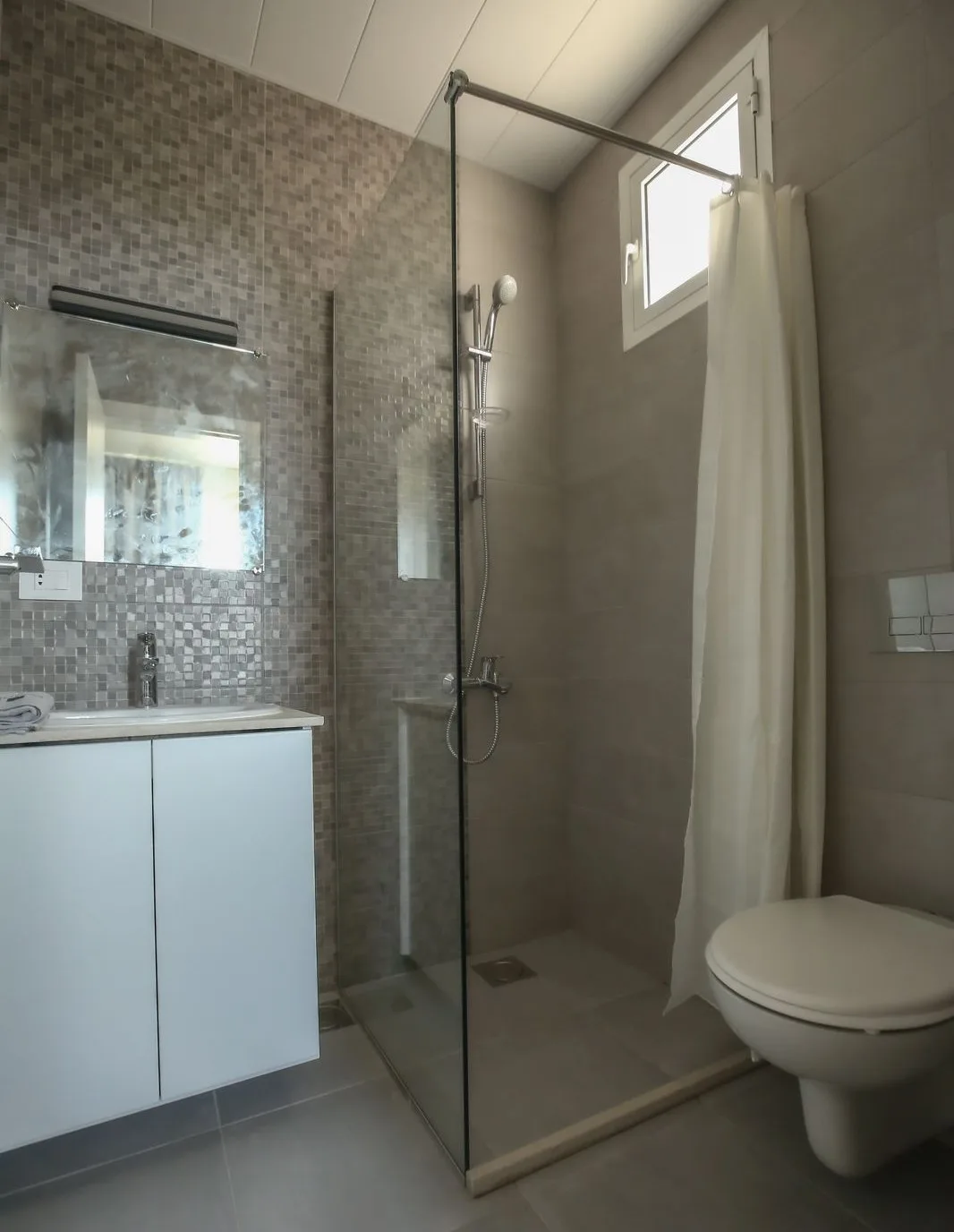 Villa for Rent in Beithabbak, Lebanon — الصورة 5