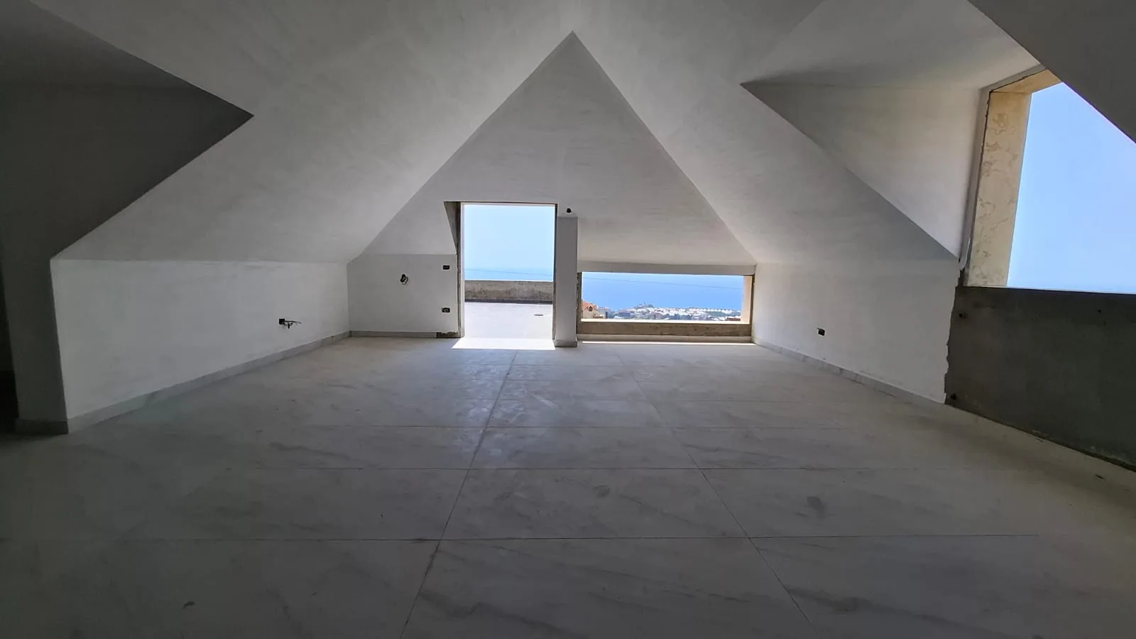 Duplex for Sale in Edde, Lebanon — الصورة 2