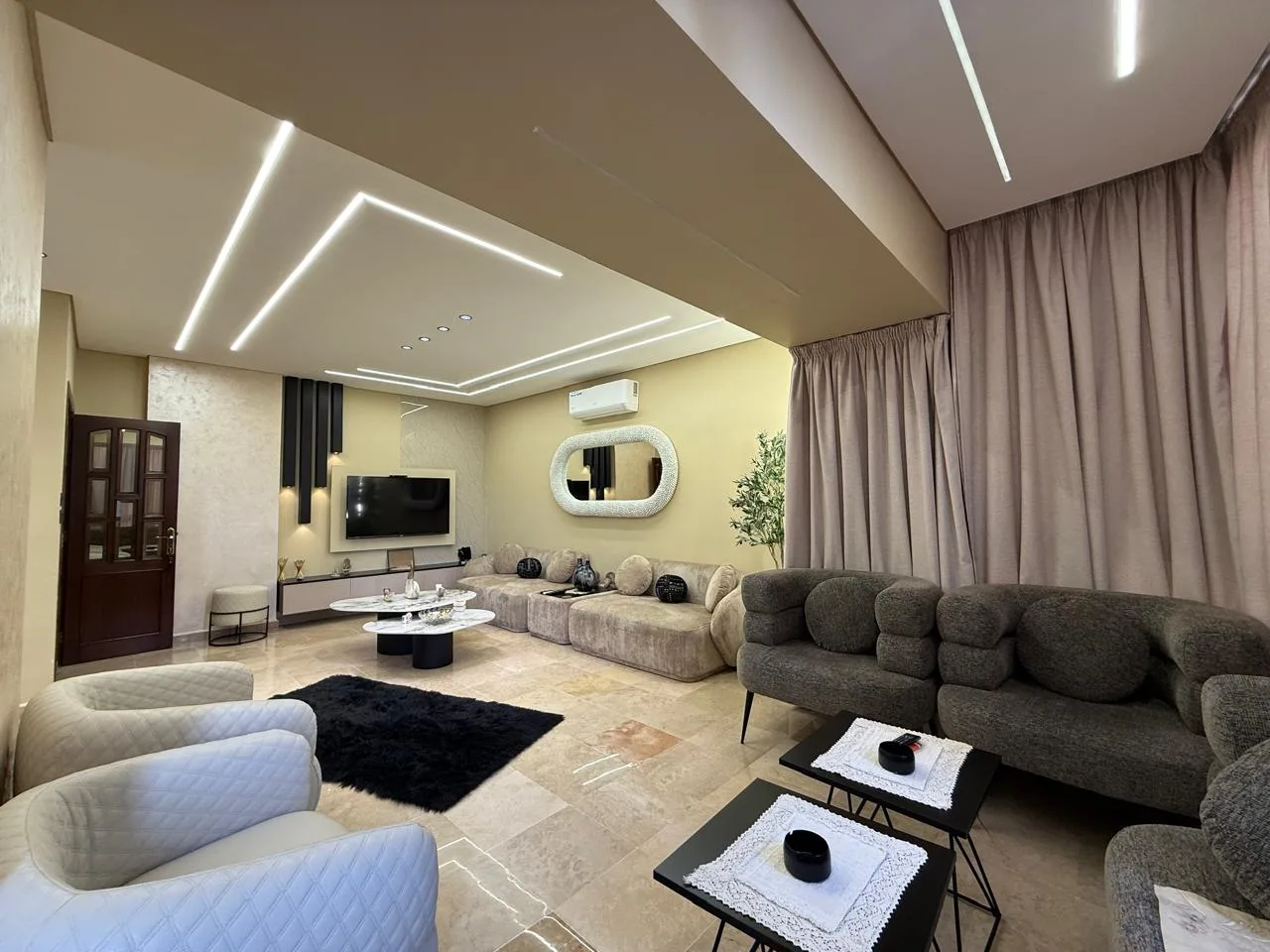 Apartment for Sale in Mazraa