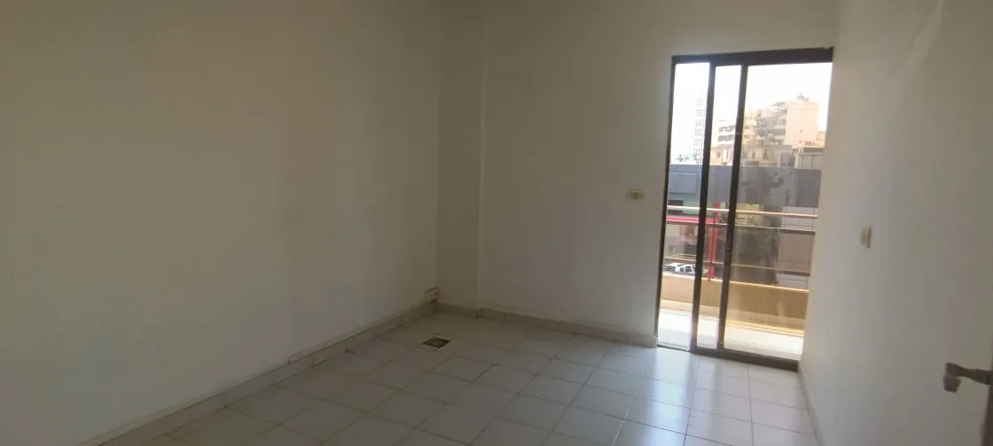 Office for rent in Jounieh — الصورة 2