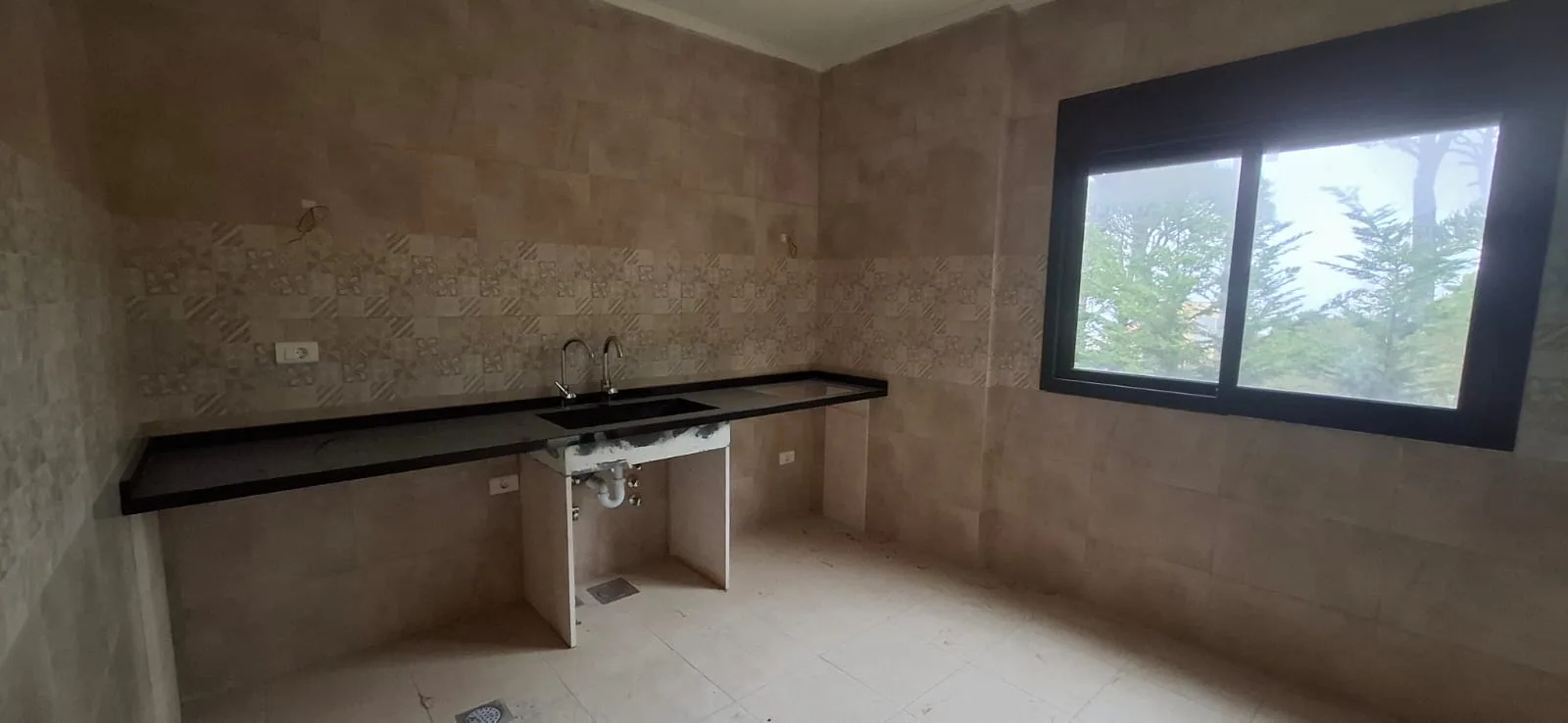 Apartment for Sale in Broummana, Lebanon — الصورة 6