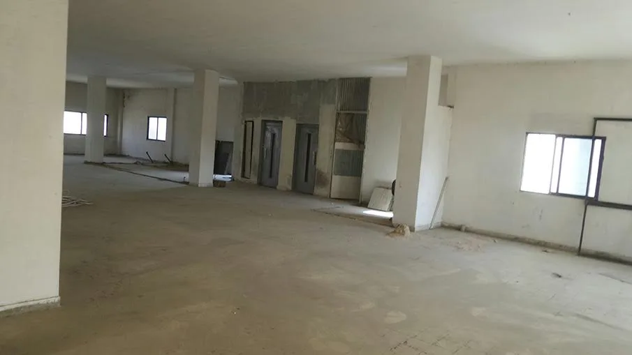 Office for Sale in Daoura — الصورة 8