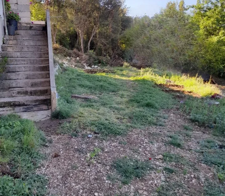 Building for Sale in Zaaytreh, Keserwan — الصورة 2